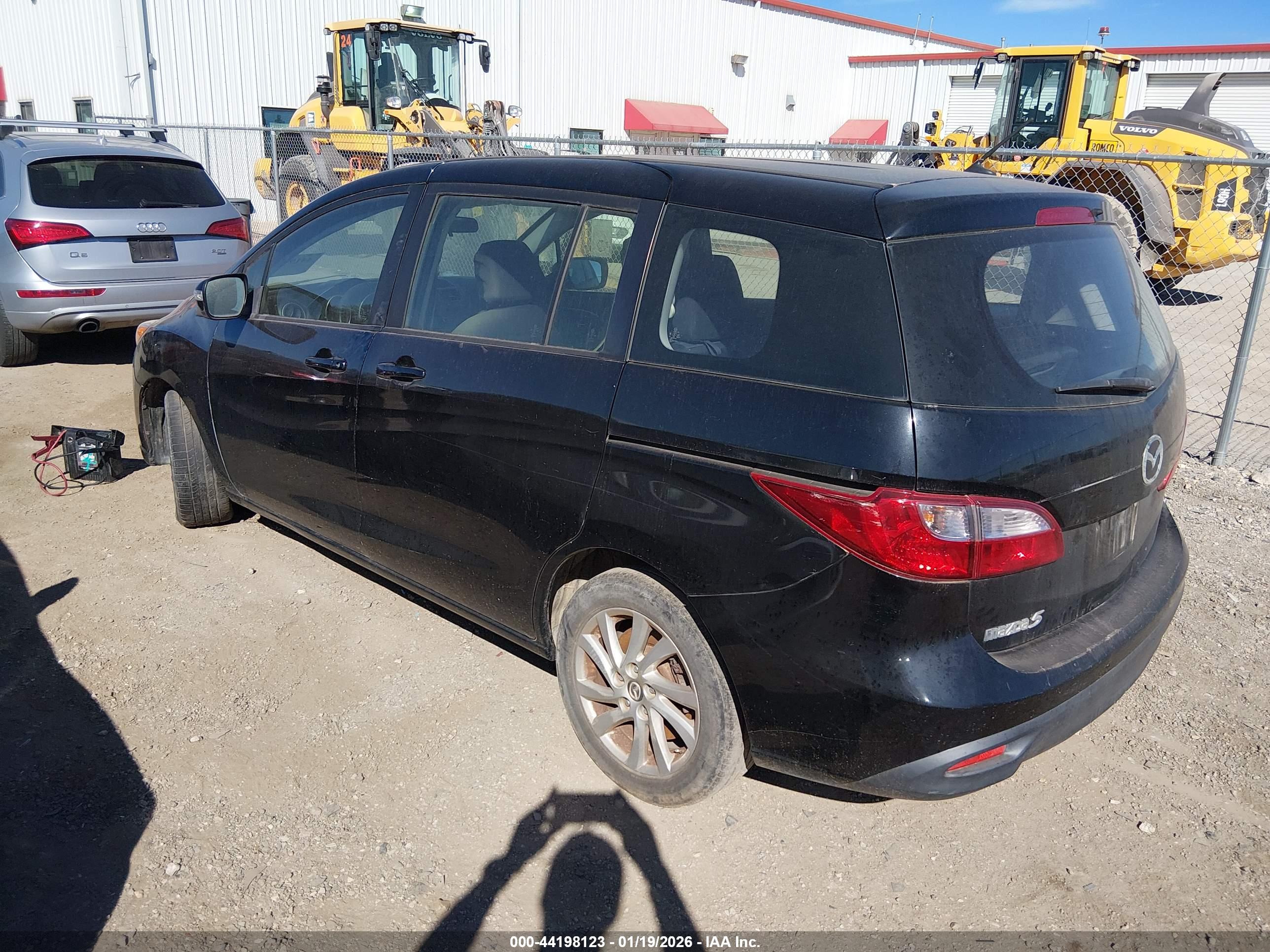 MAZDA MAZDA5 image 3