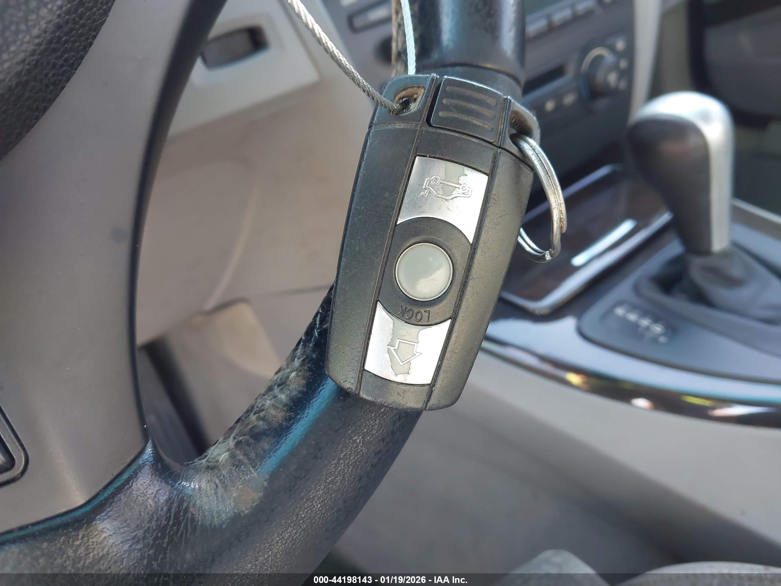 BMW 330I image 11