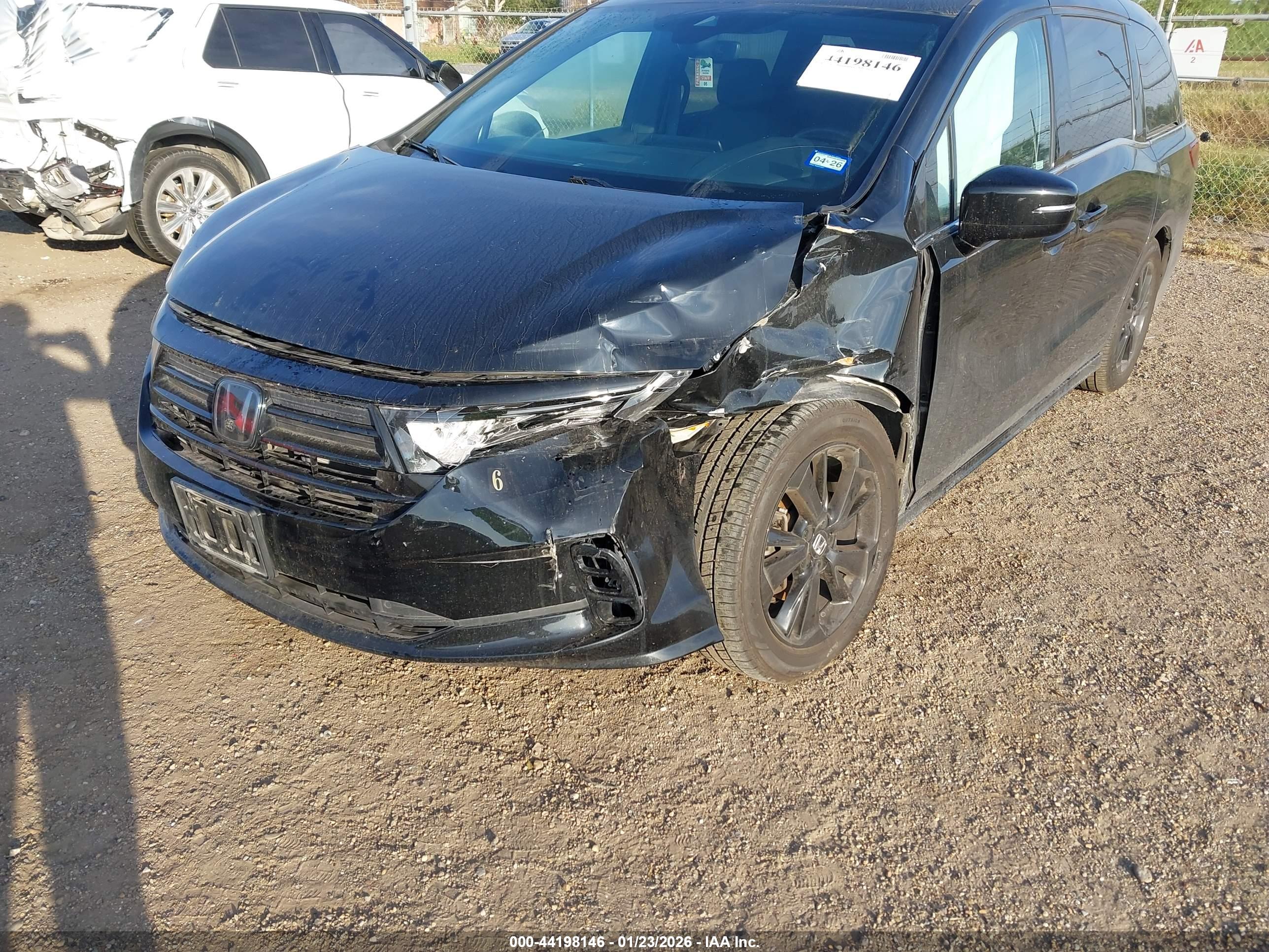 HONDA ODYSSEY image 6