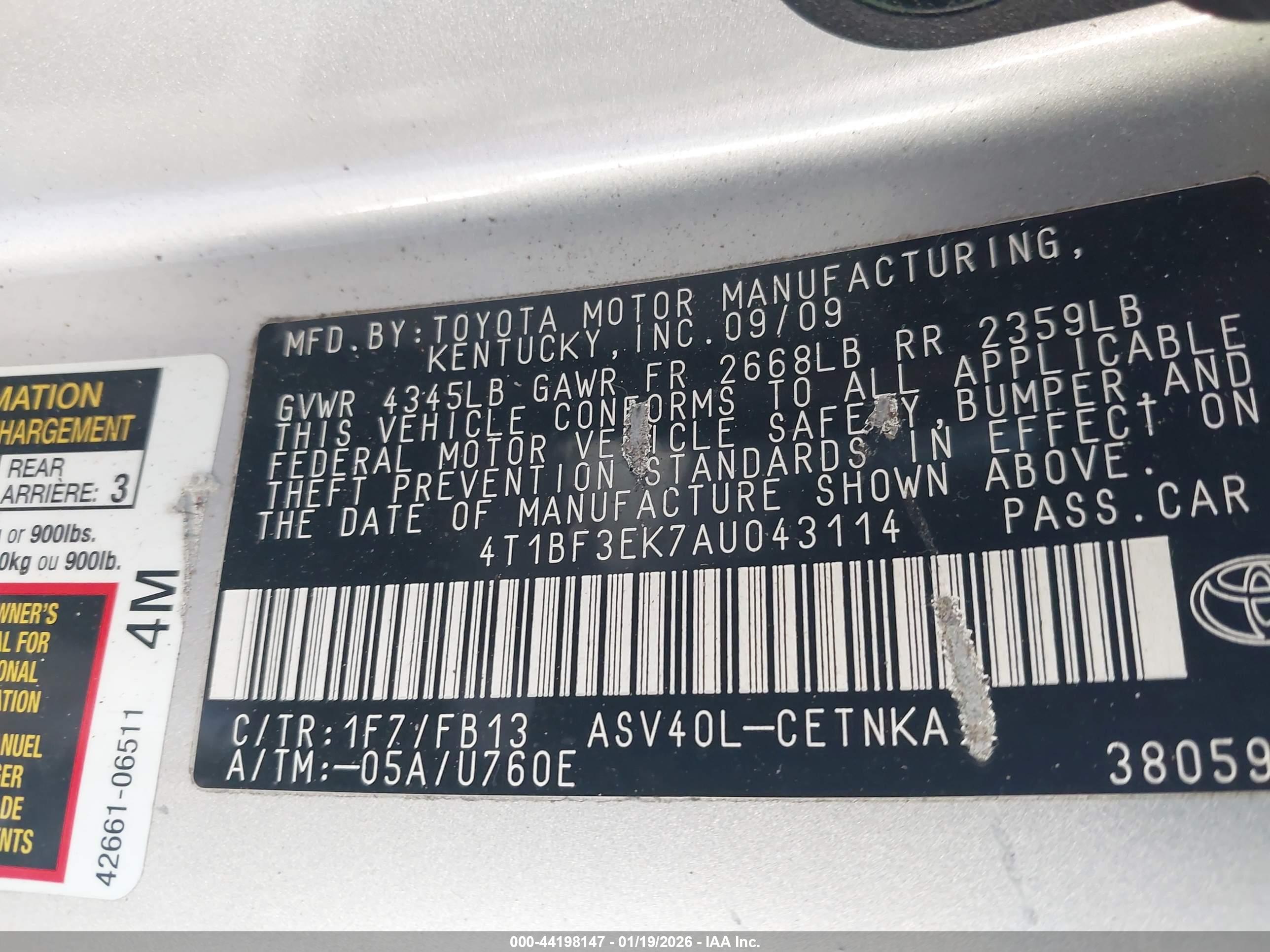 TOYOTA CAMRY image 9