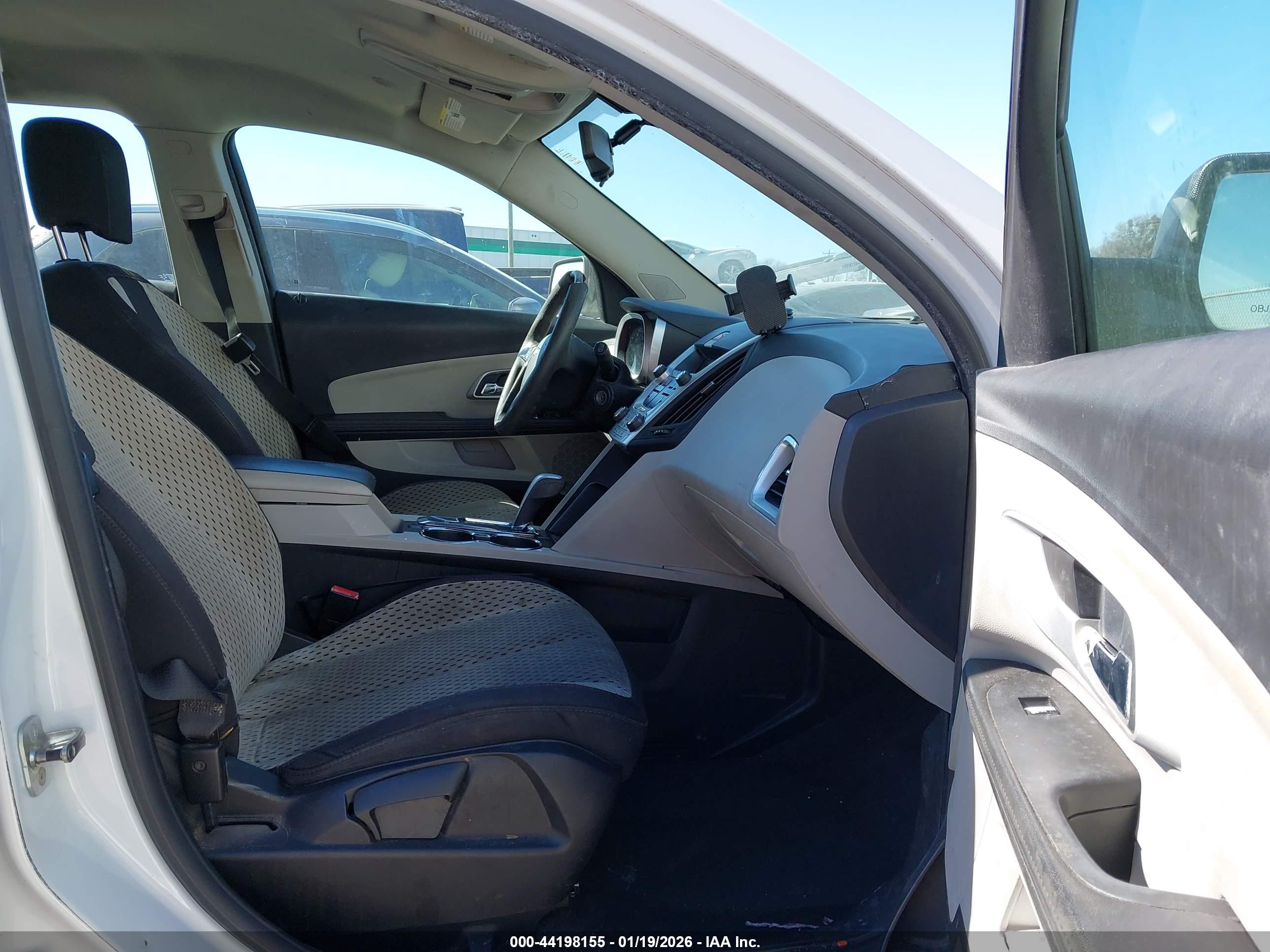 CHEVROLET EQUINOX image 5