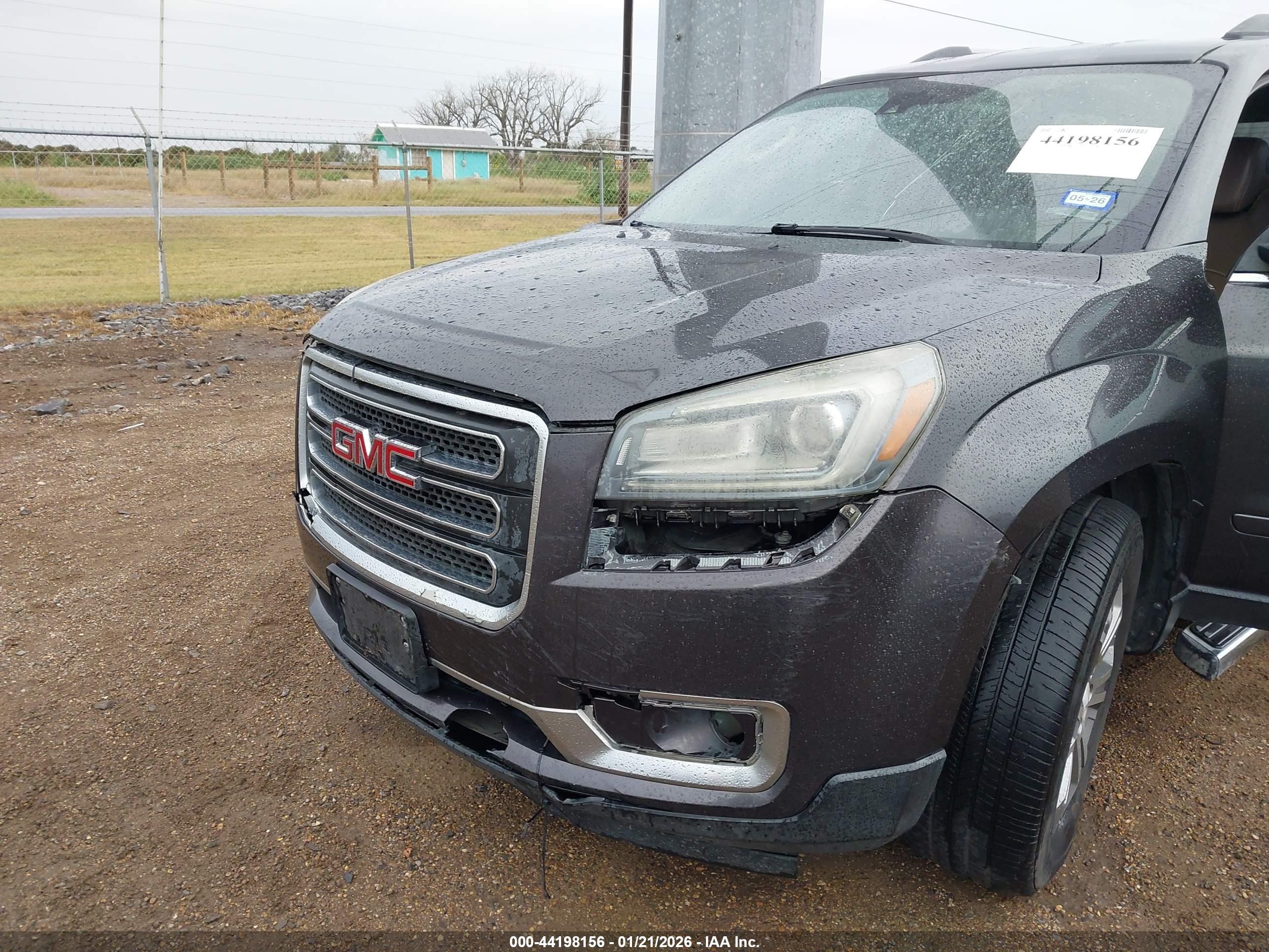 GMC ACADIA image 6