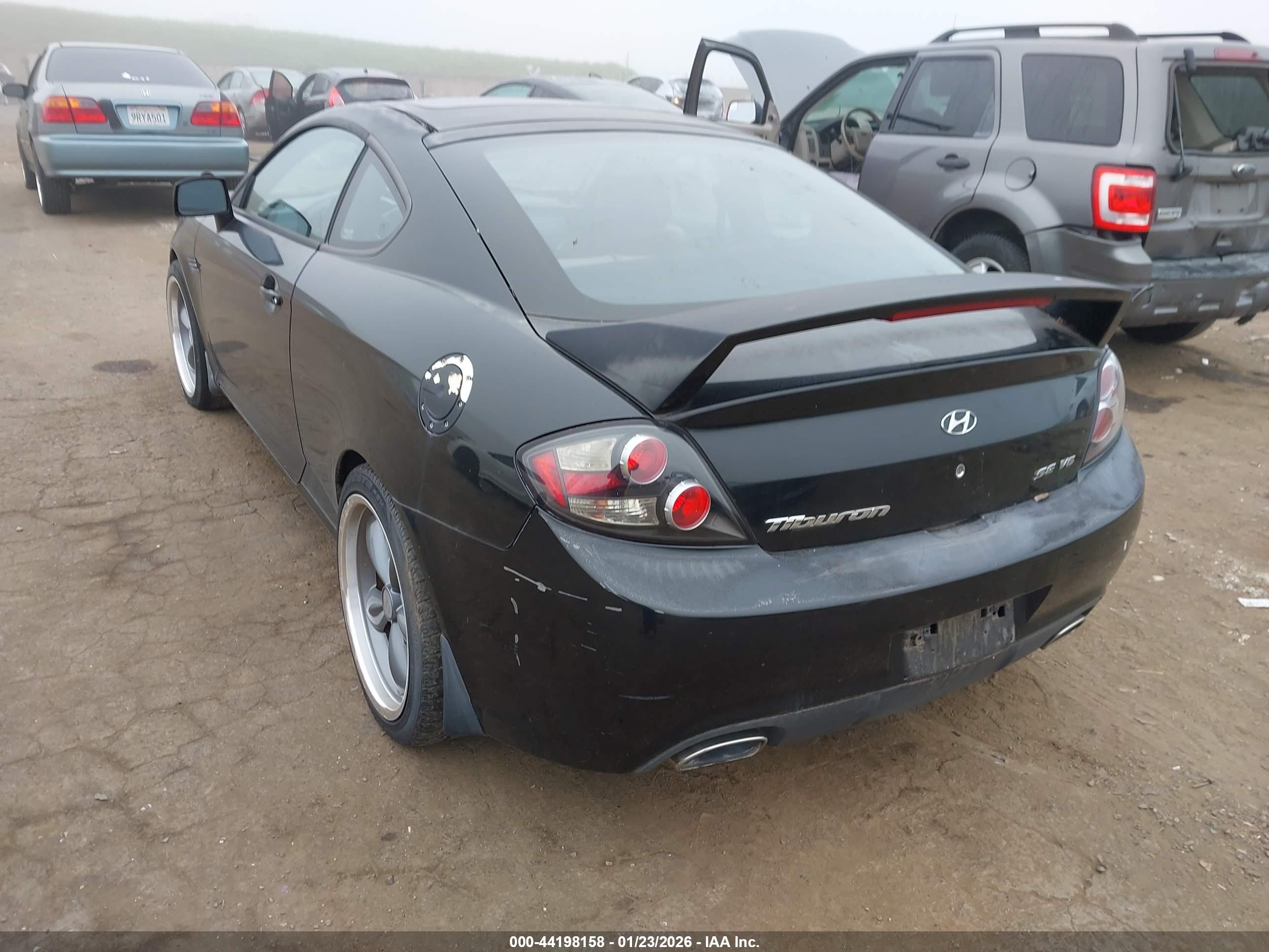 HYUNDAI TIBURON image 3
