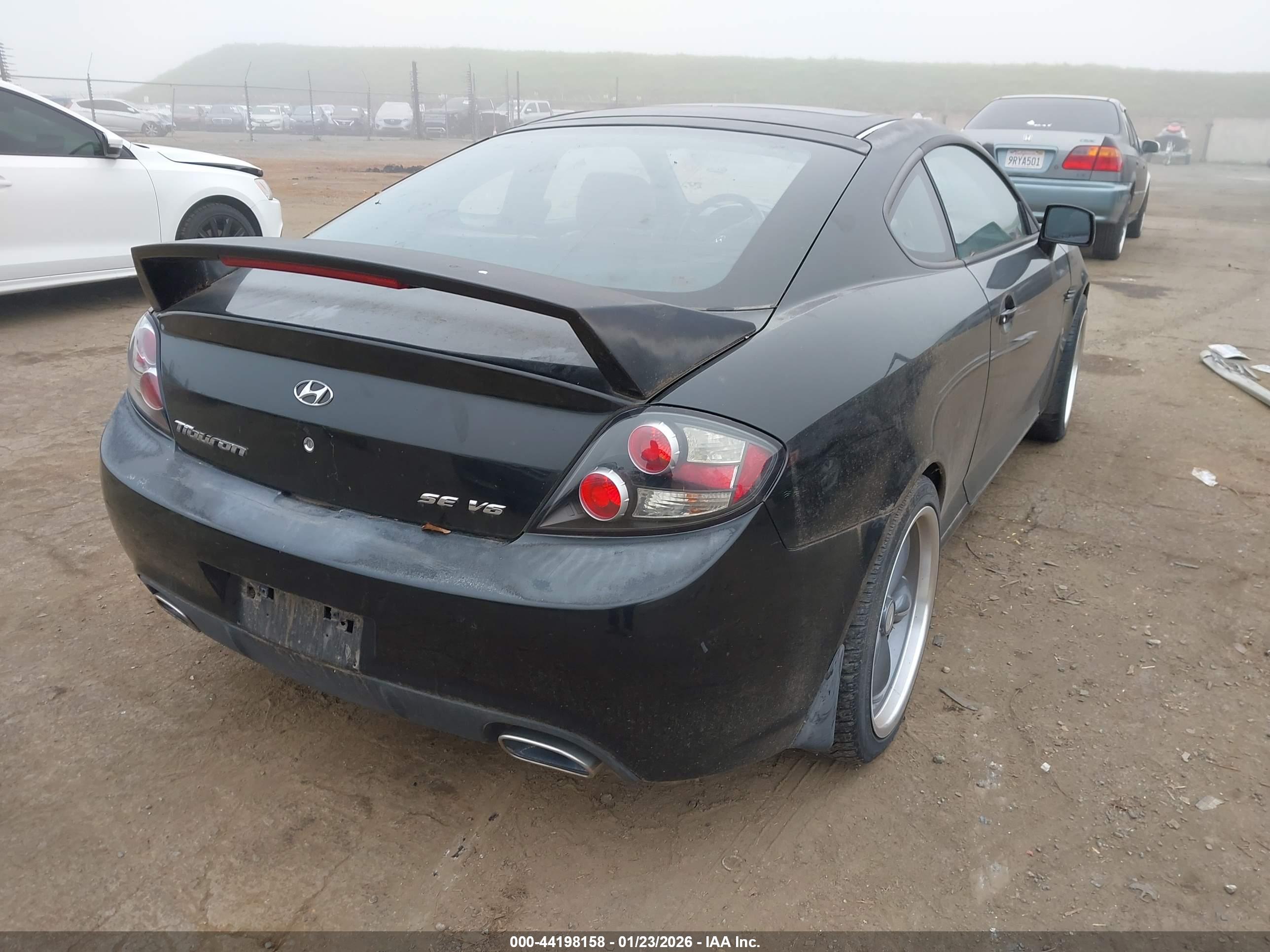 HYUNDAI TIBURON image 4