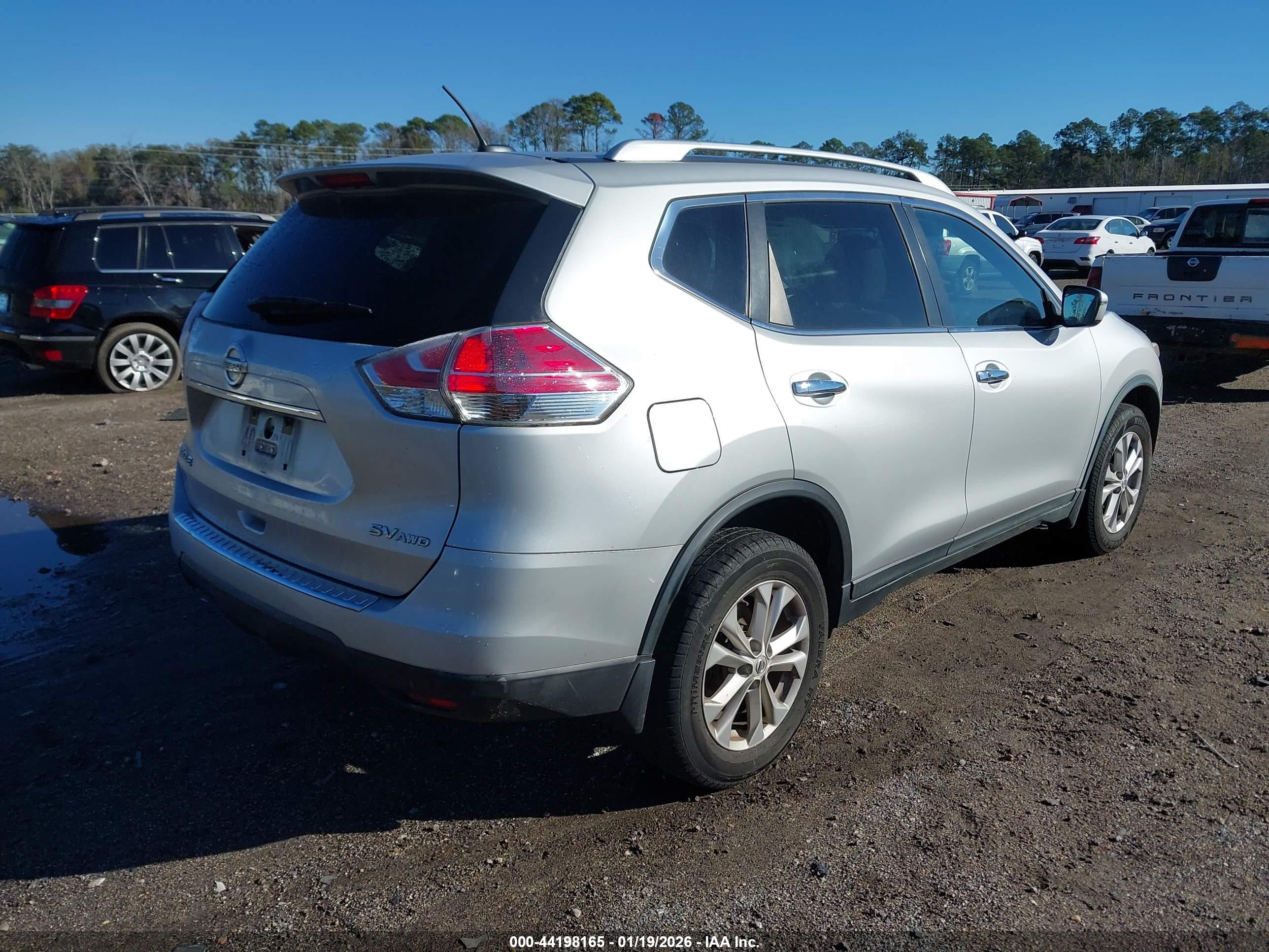 NISSAN ROGUE image 4