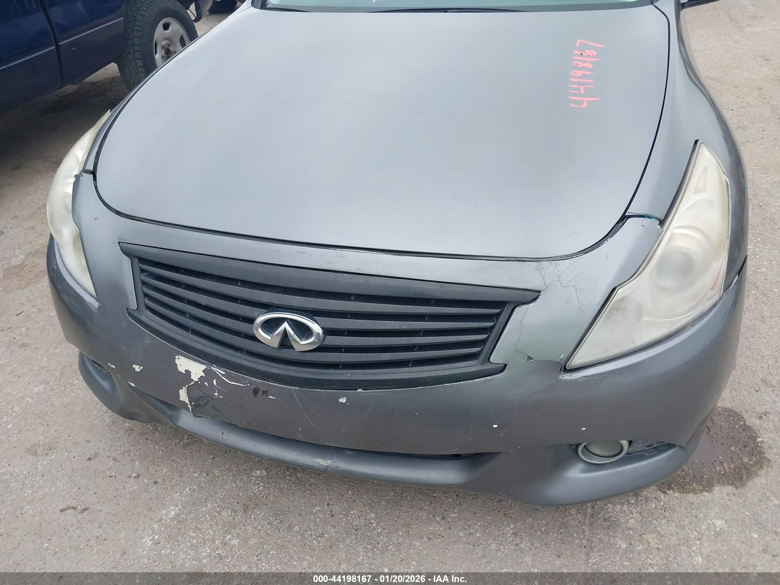 INFINITI G37 image 6