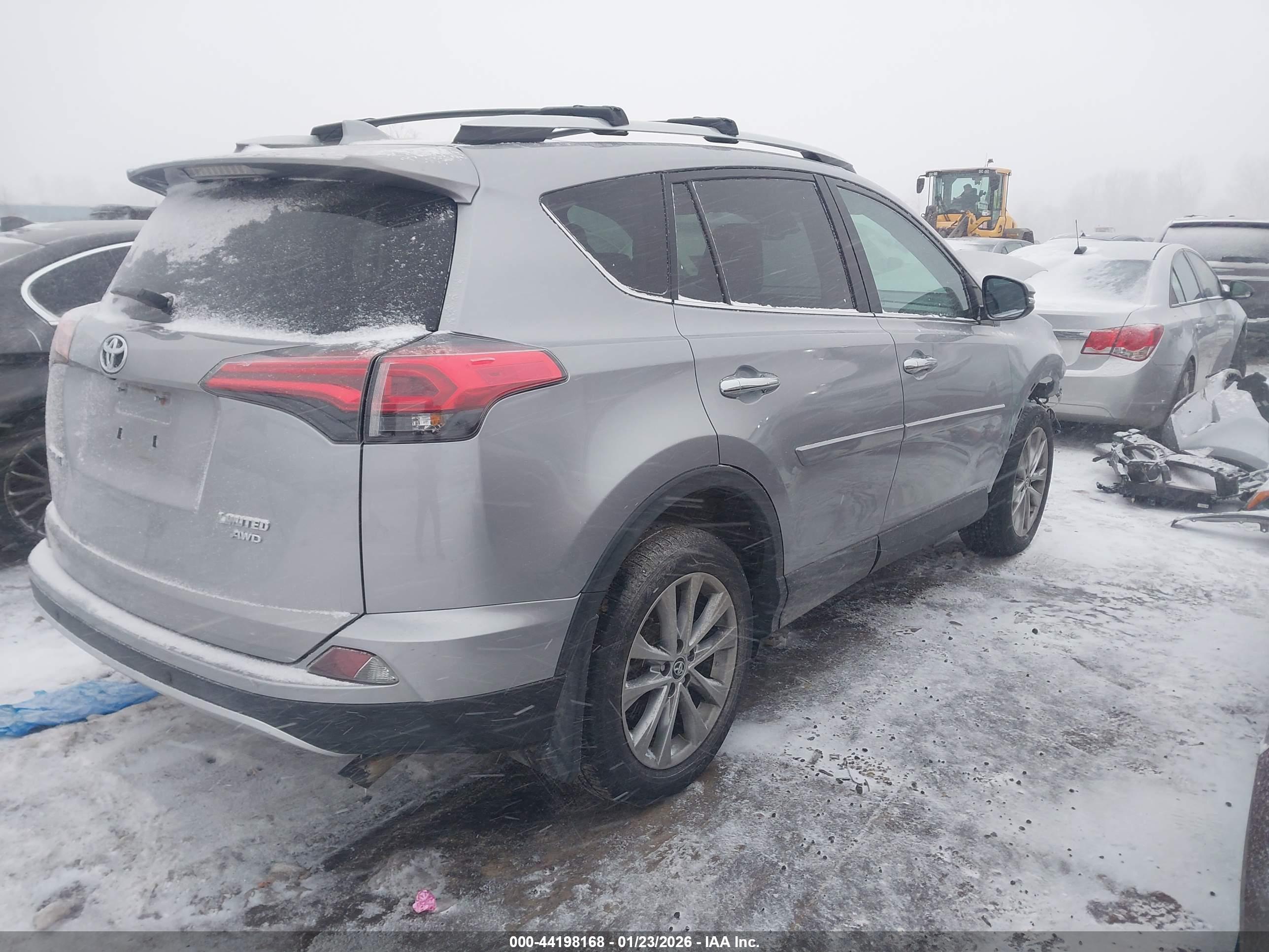 TOYOTA RAV4 image 4