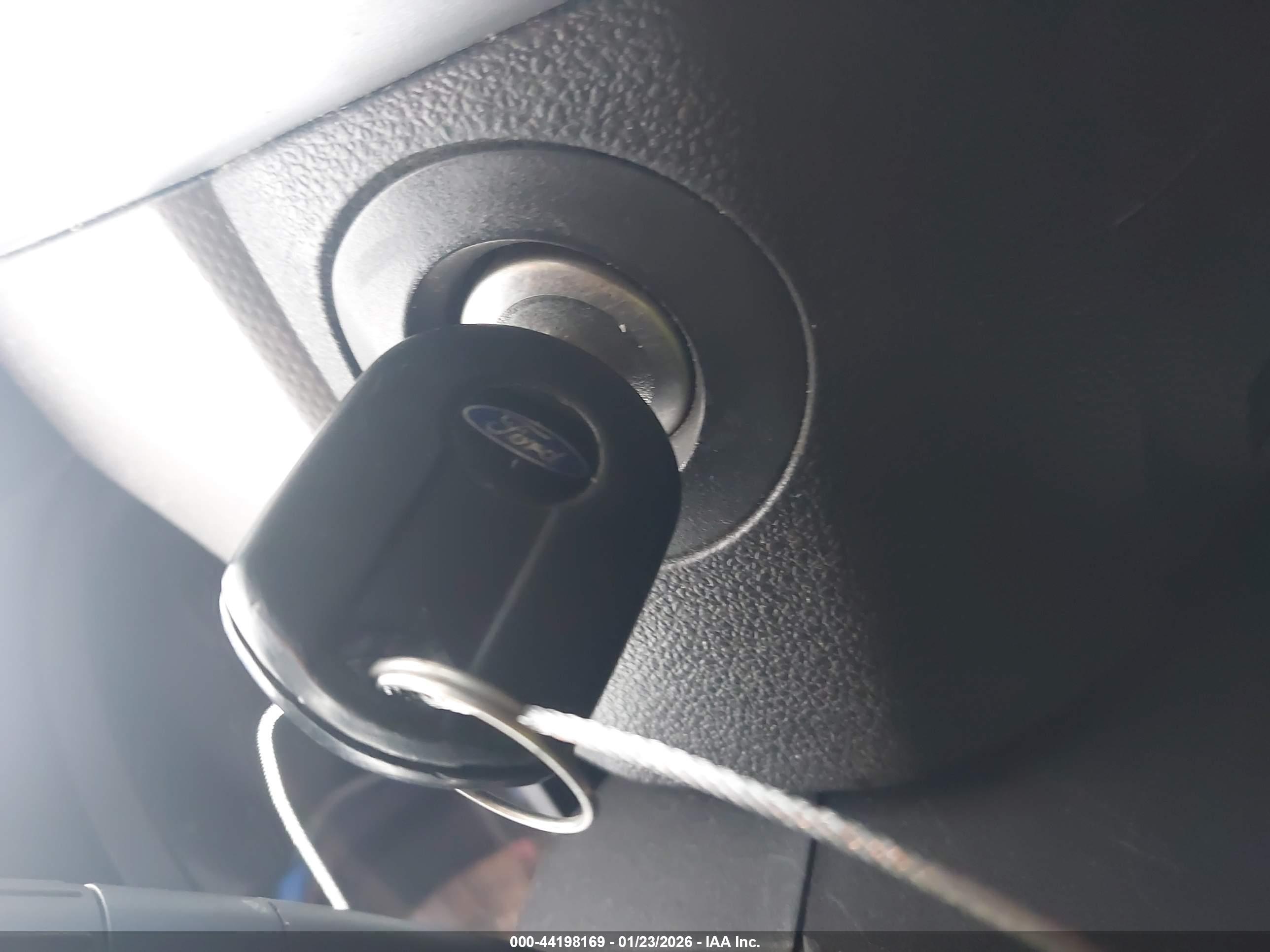 FORD EDGE image 11