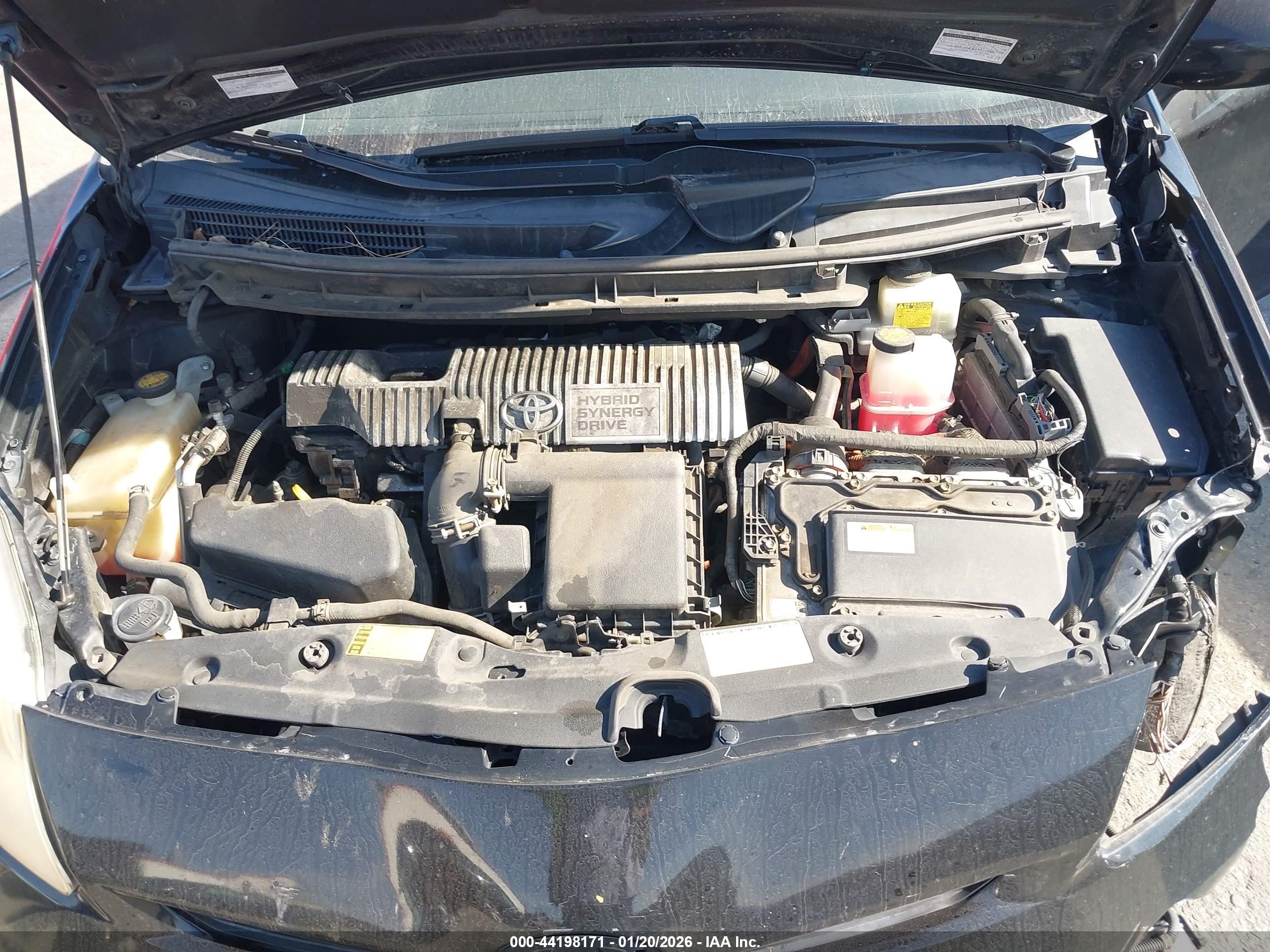 TOYOTA PRIUS image 10