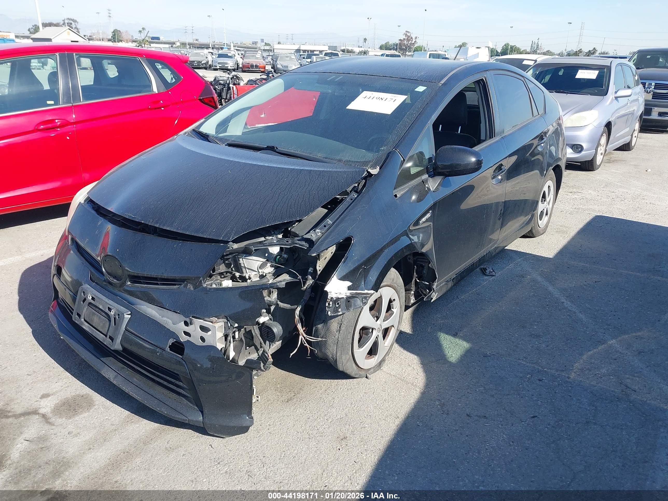 TOYOTA PRIUS image 2