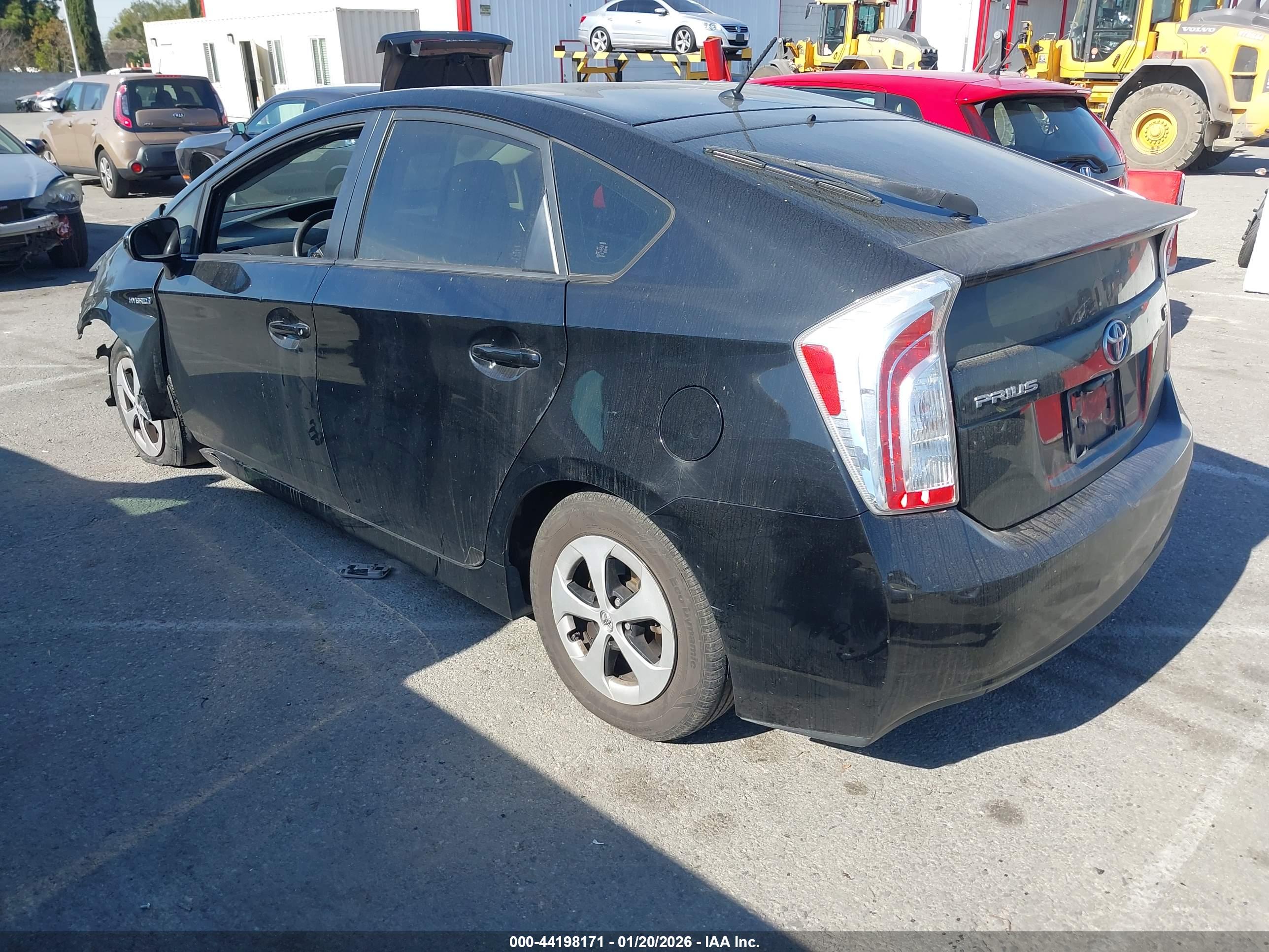 TOYOTA PRIUS image 3