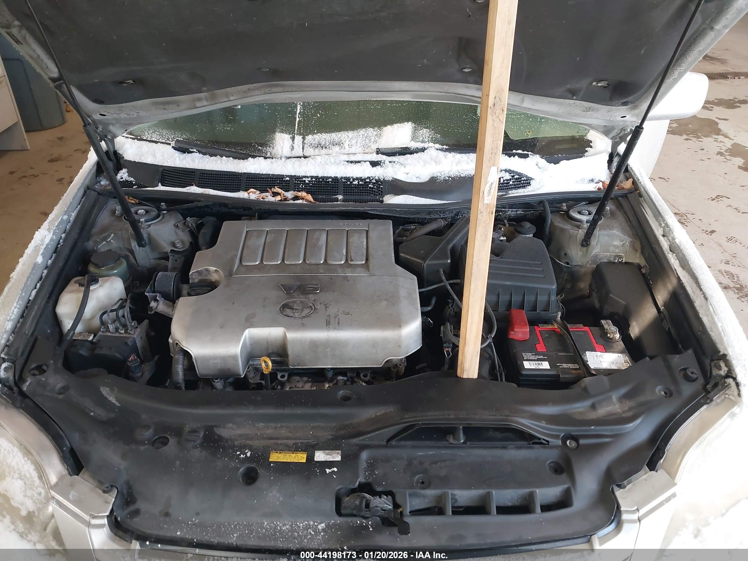 TOYOTA AVALON image 10