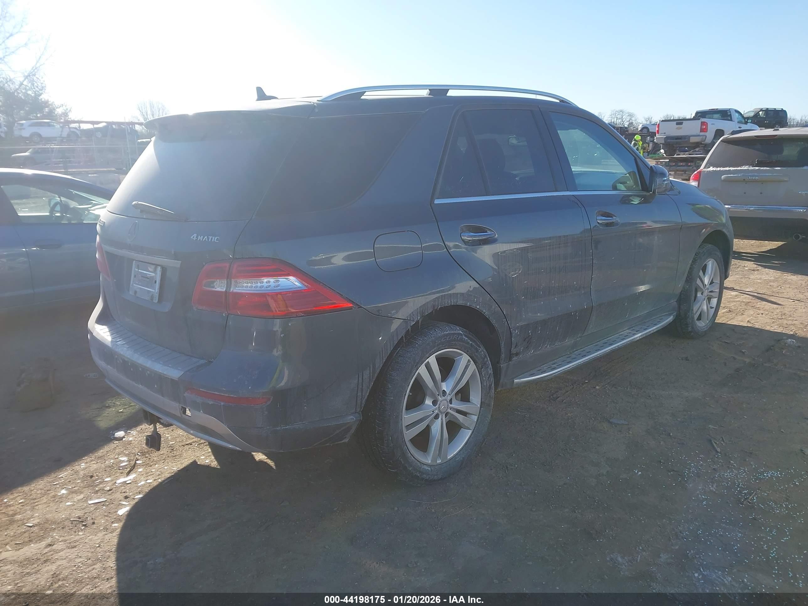 MERCEDES-BENZ ML image 4