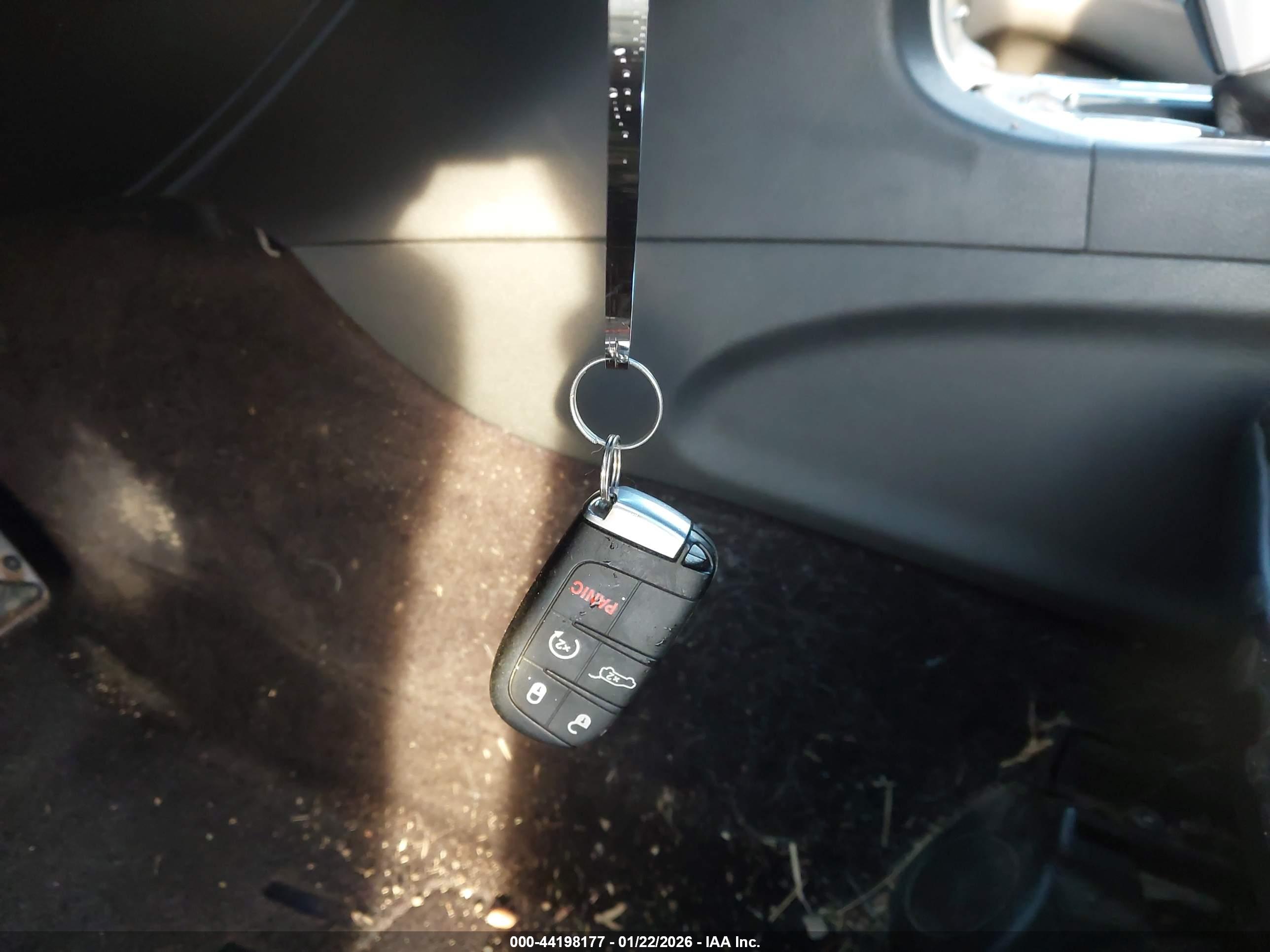 JEEP GRAND image 11