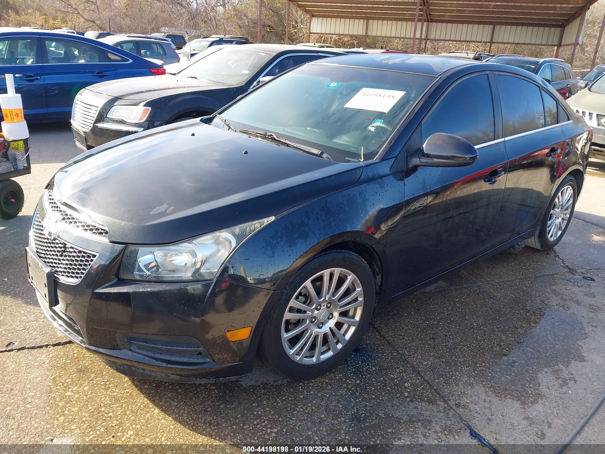CHEVROLET CRUZE image 2