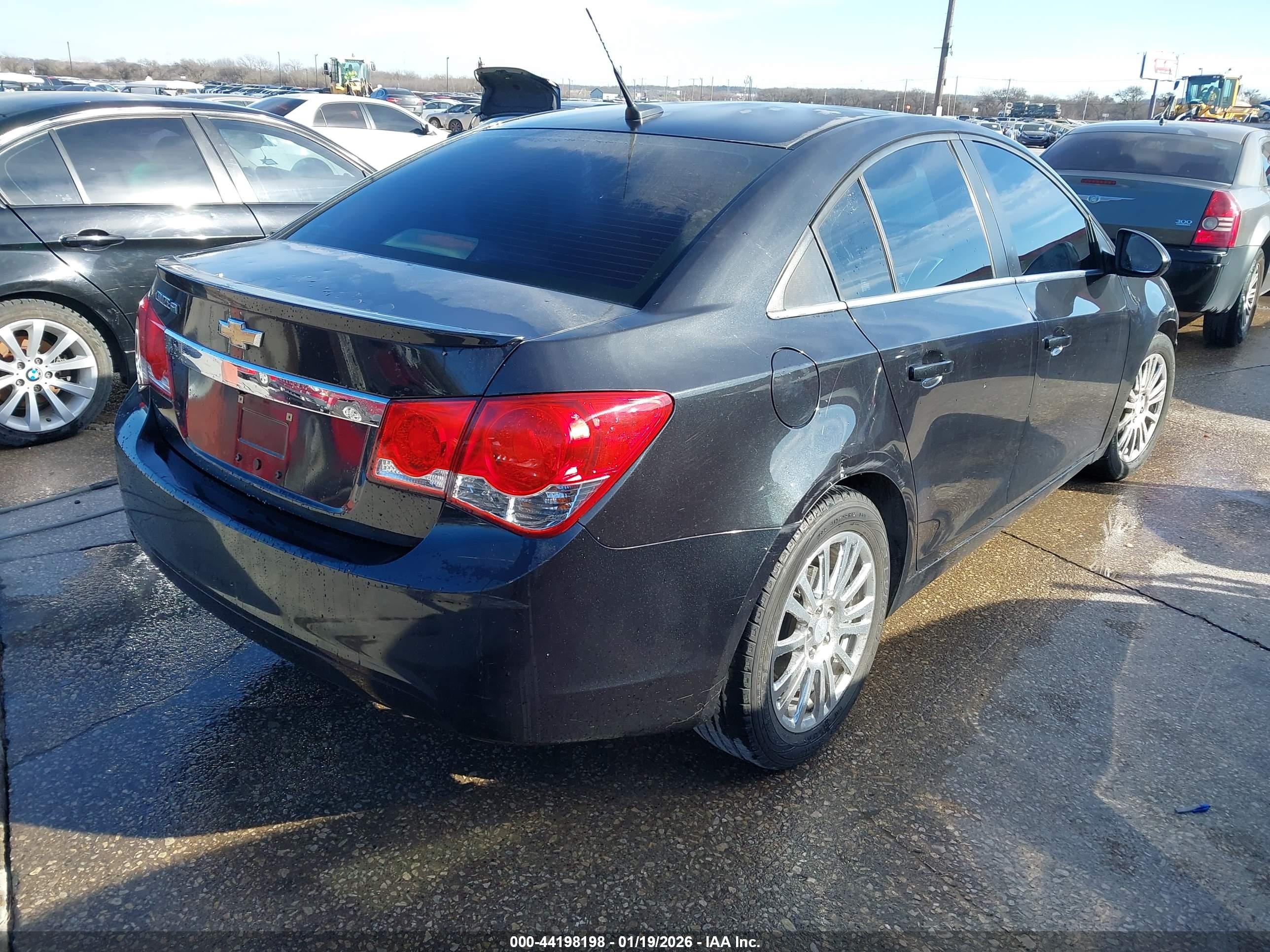 CHEVROLET CRUZE image 4