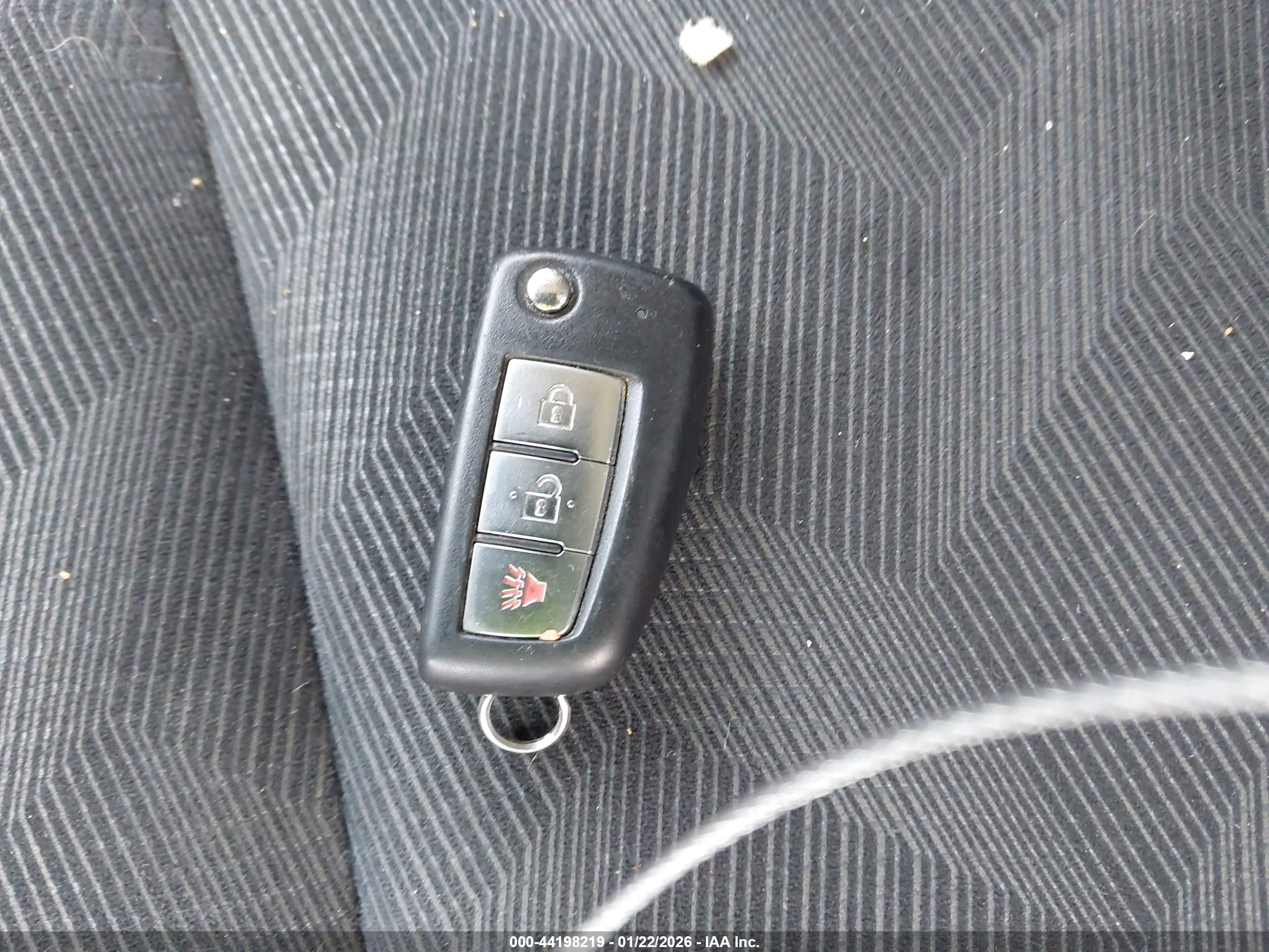 NISSAN ROGUE image 11