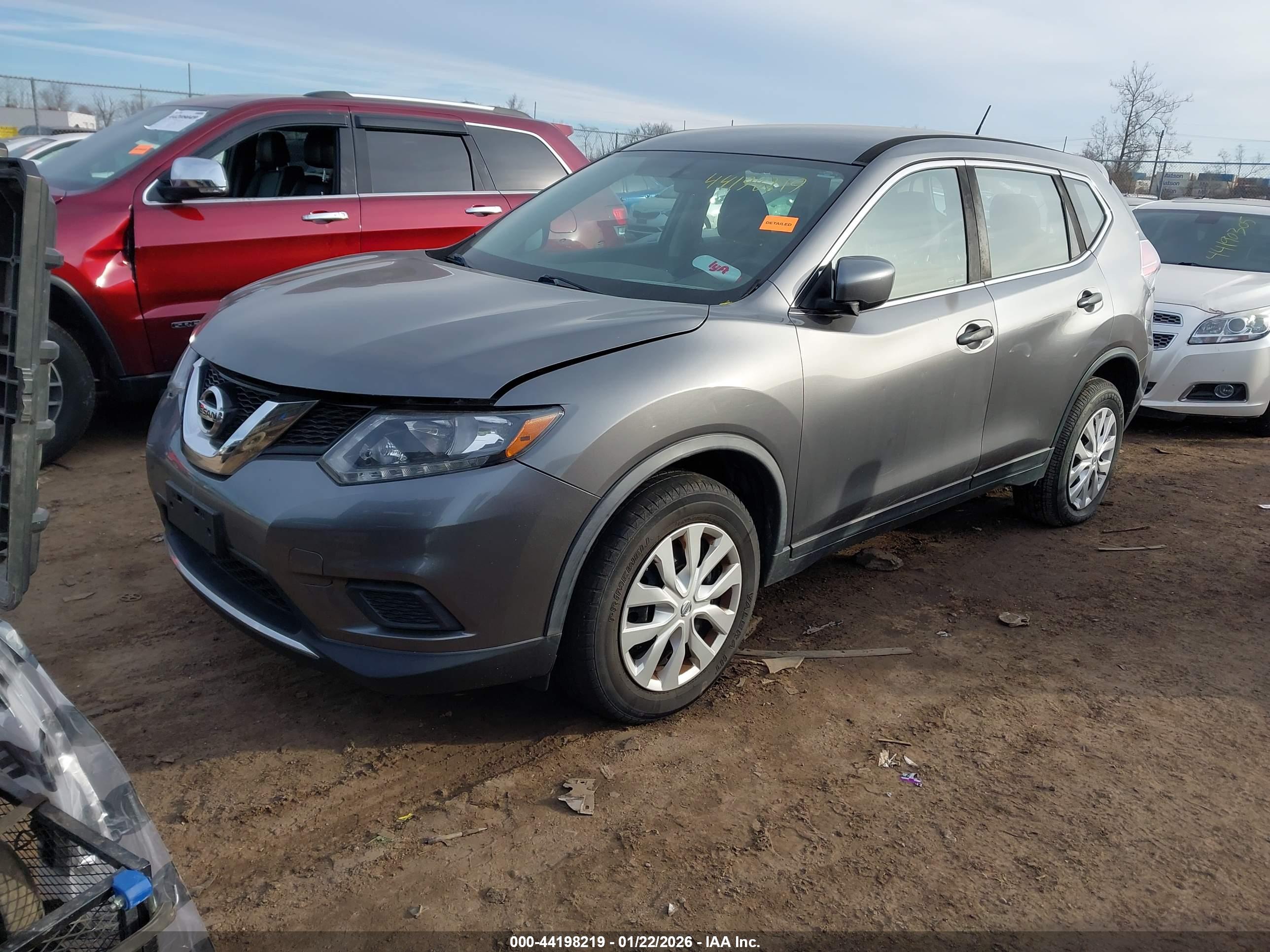 NISSAN ROGUE image 2
