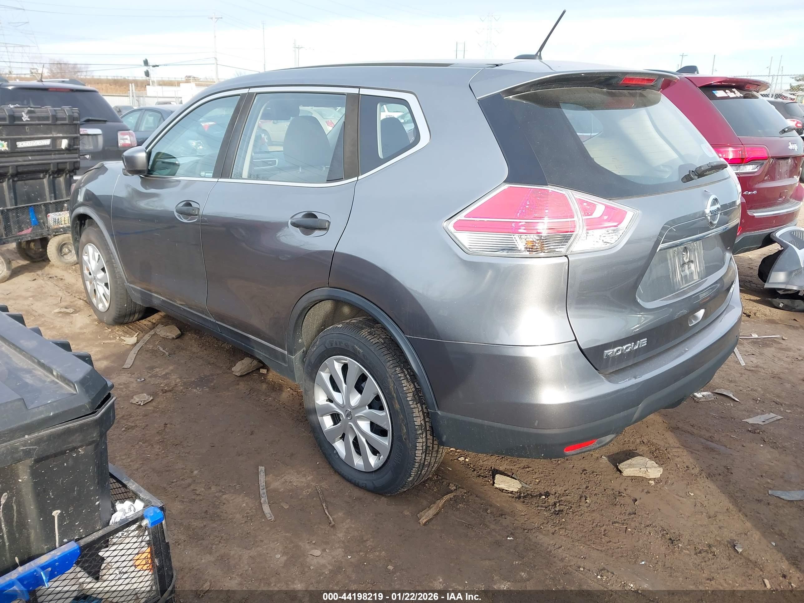 NISSAN ROGUE image 3