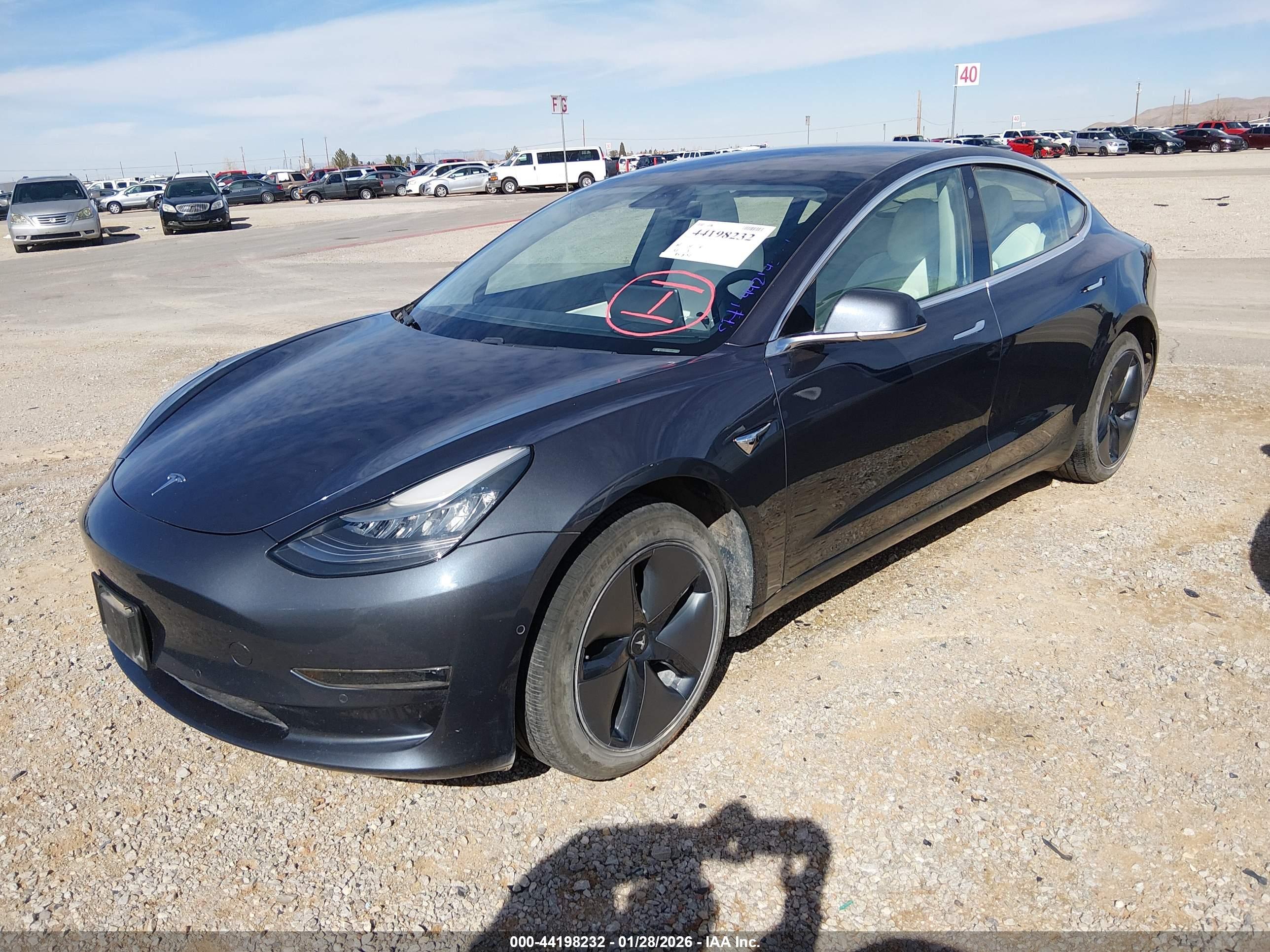 TESLA MODEL image 2