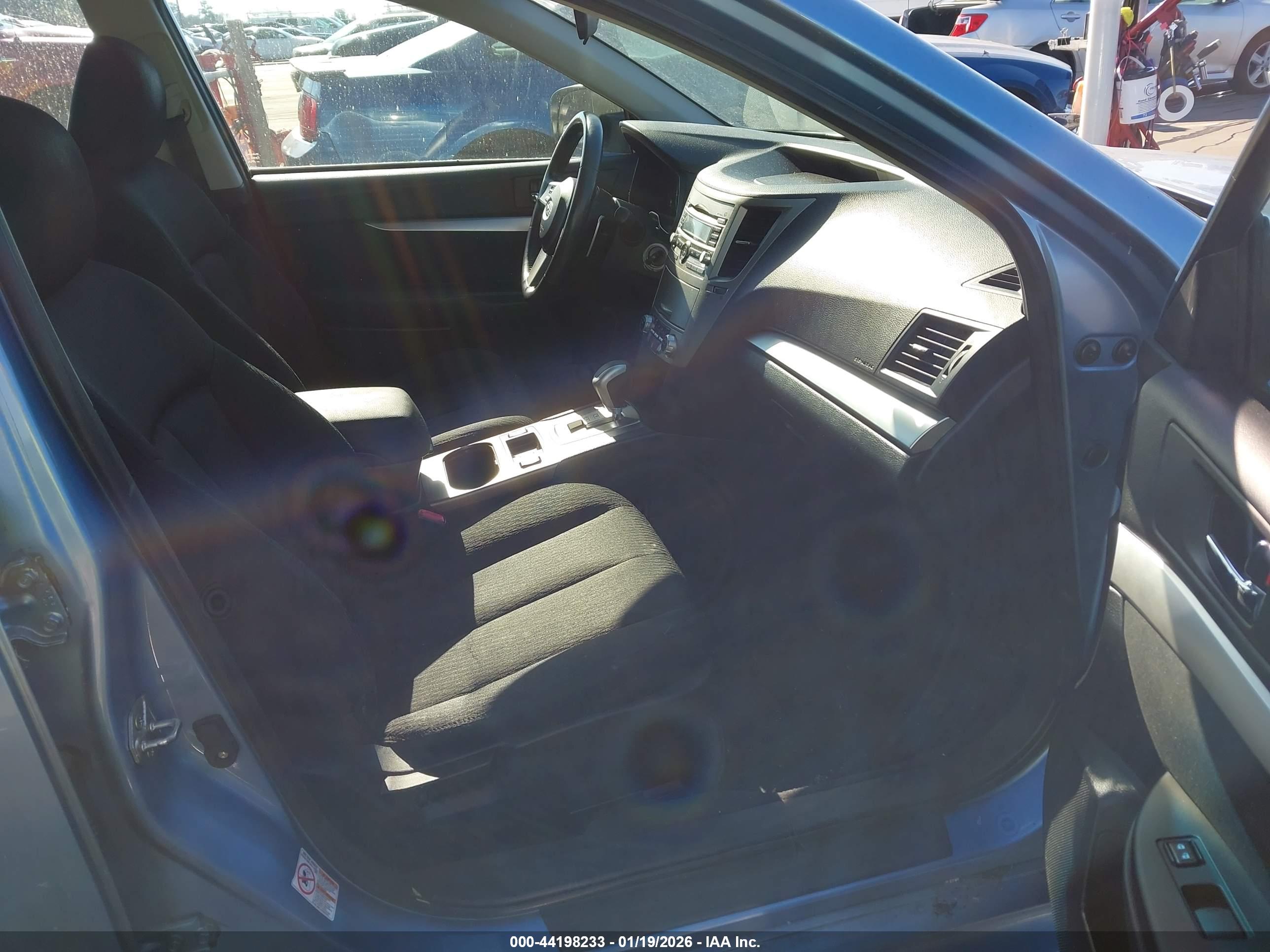 SUBARU LEGACY image 5