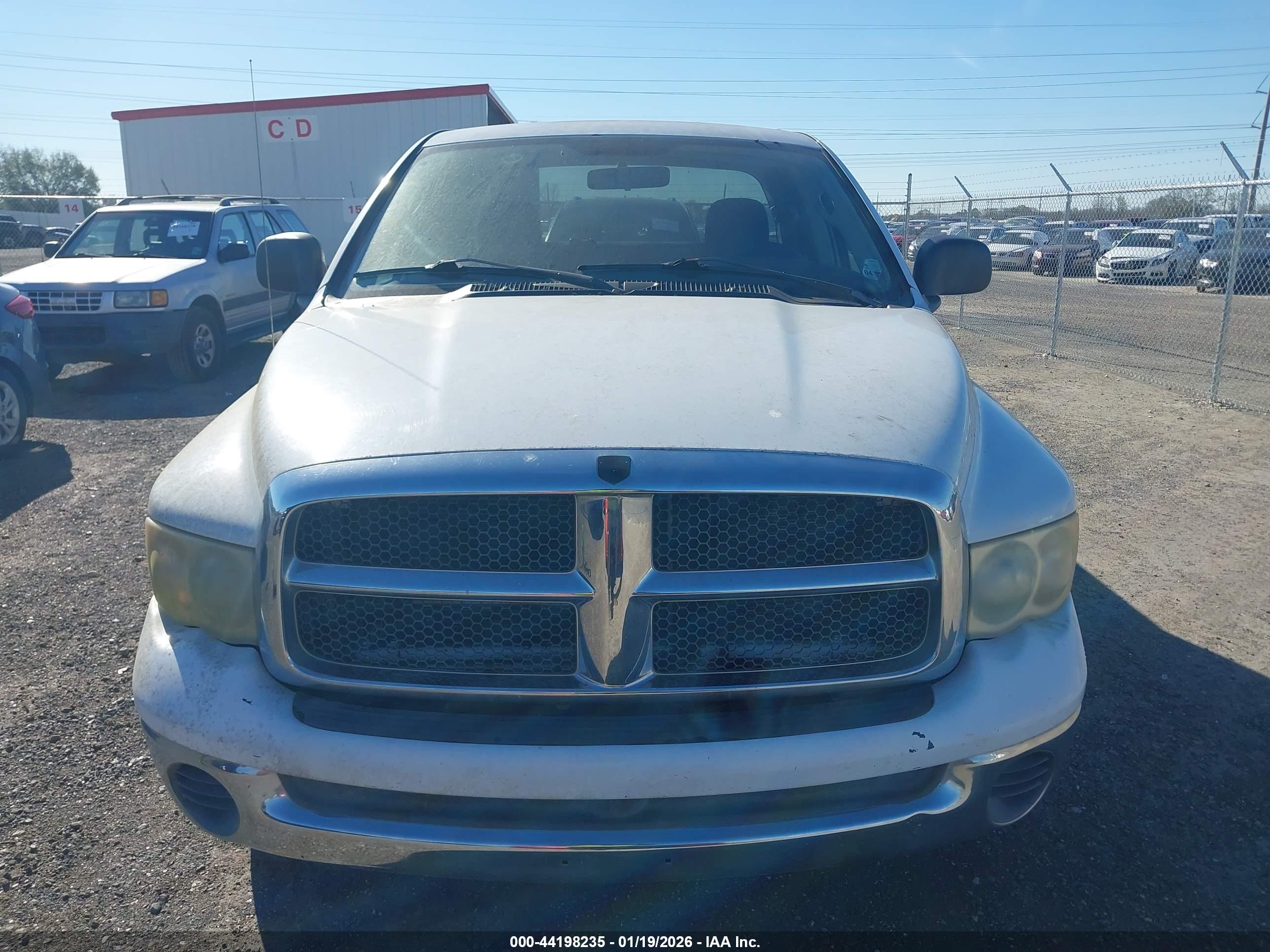 DODGE RAM image 6
