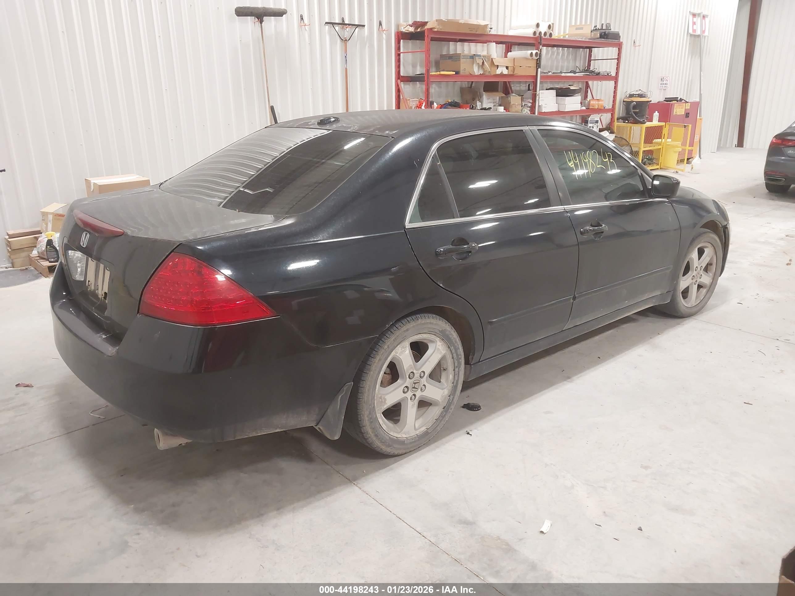 HONDA ACCORD image 4