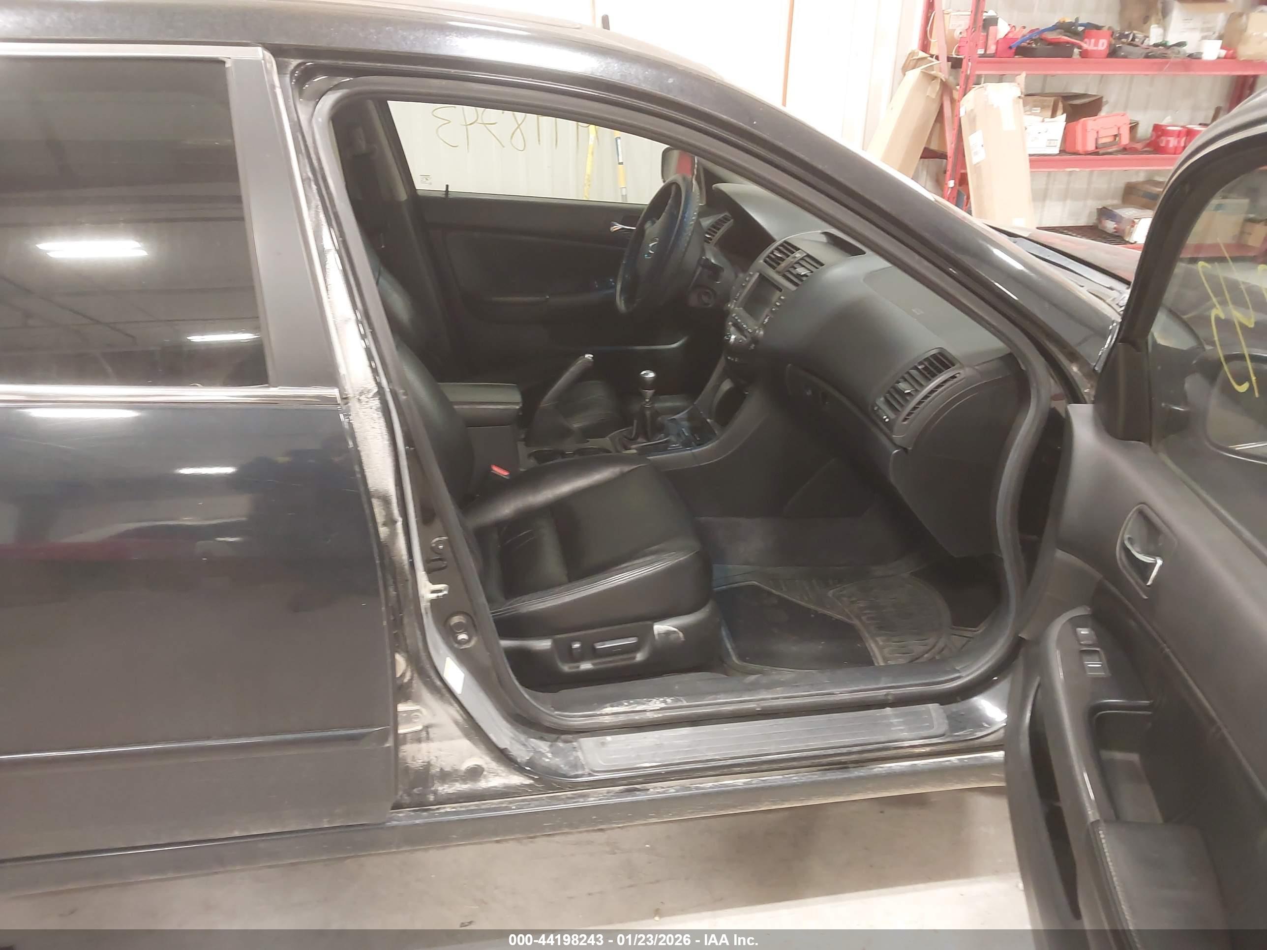 HONDA ACCORD image 5