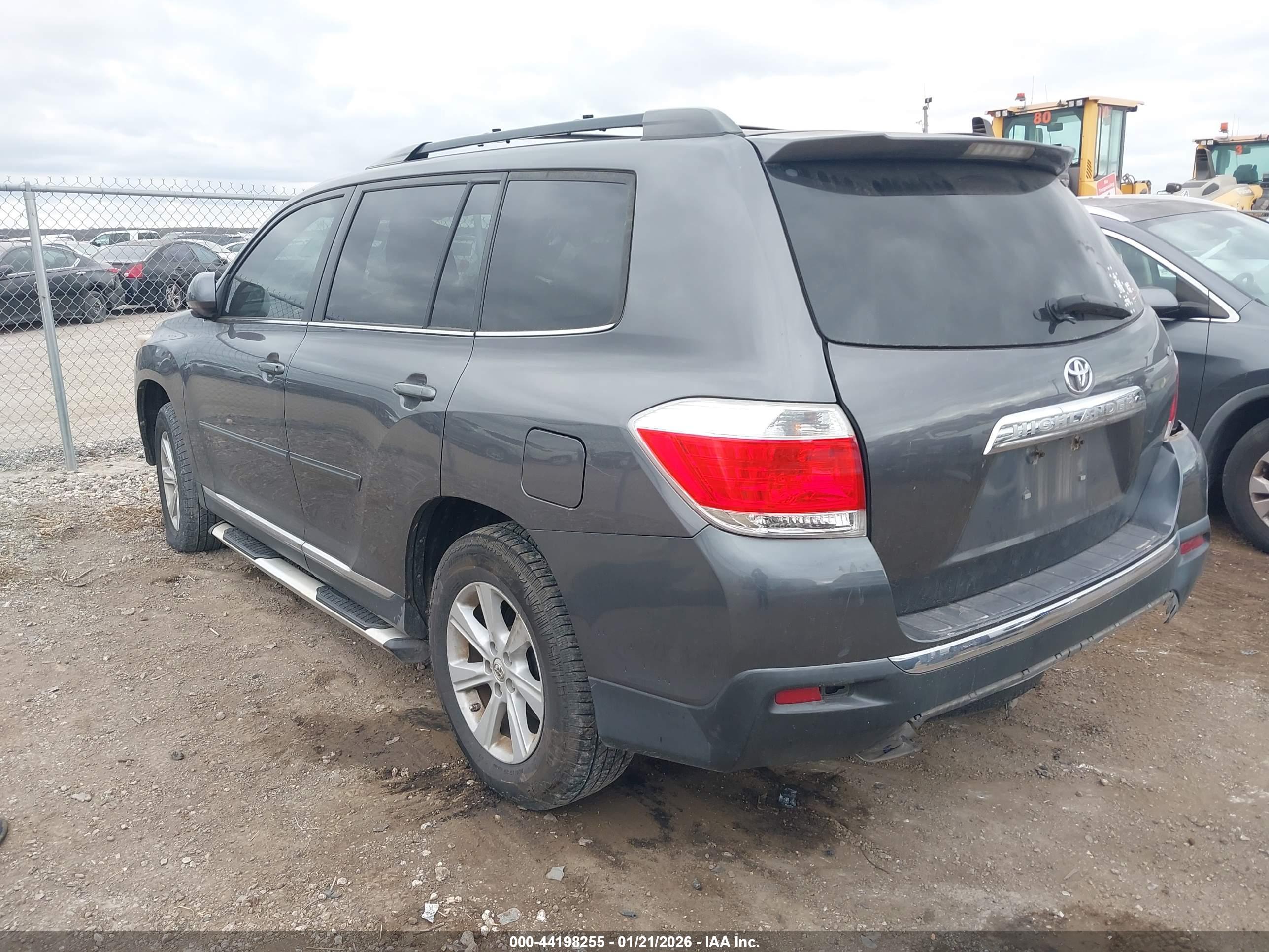 TOYOTA HIGHLANDER image 3