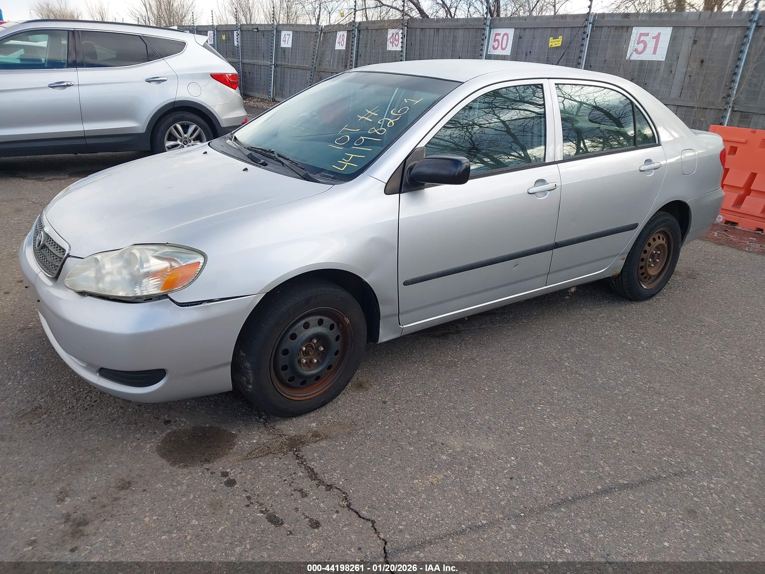 TOYOTA COROLLA image 2