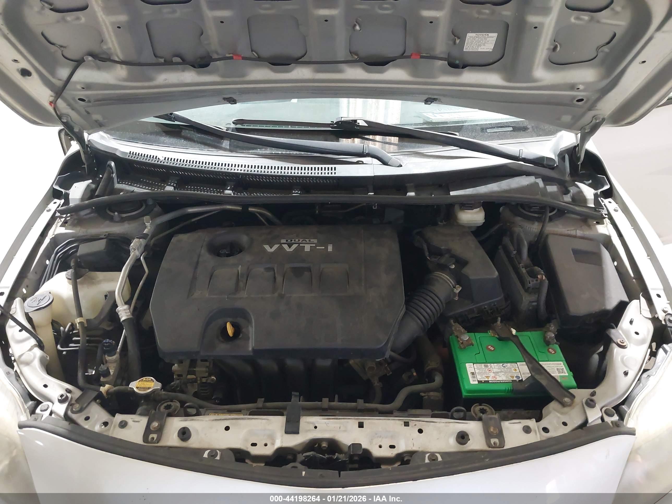 TOYOTA COROLLA image 10