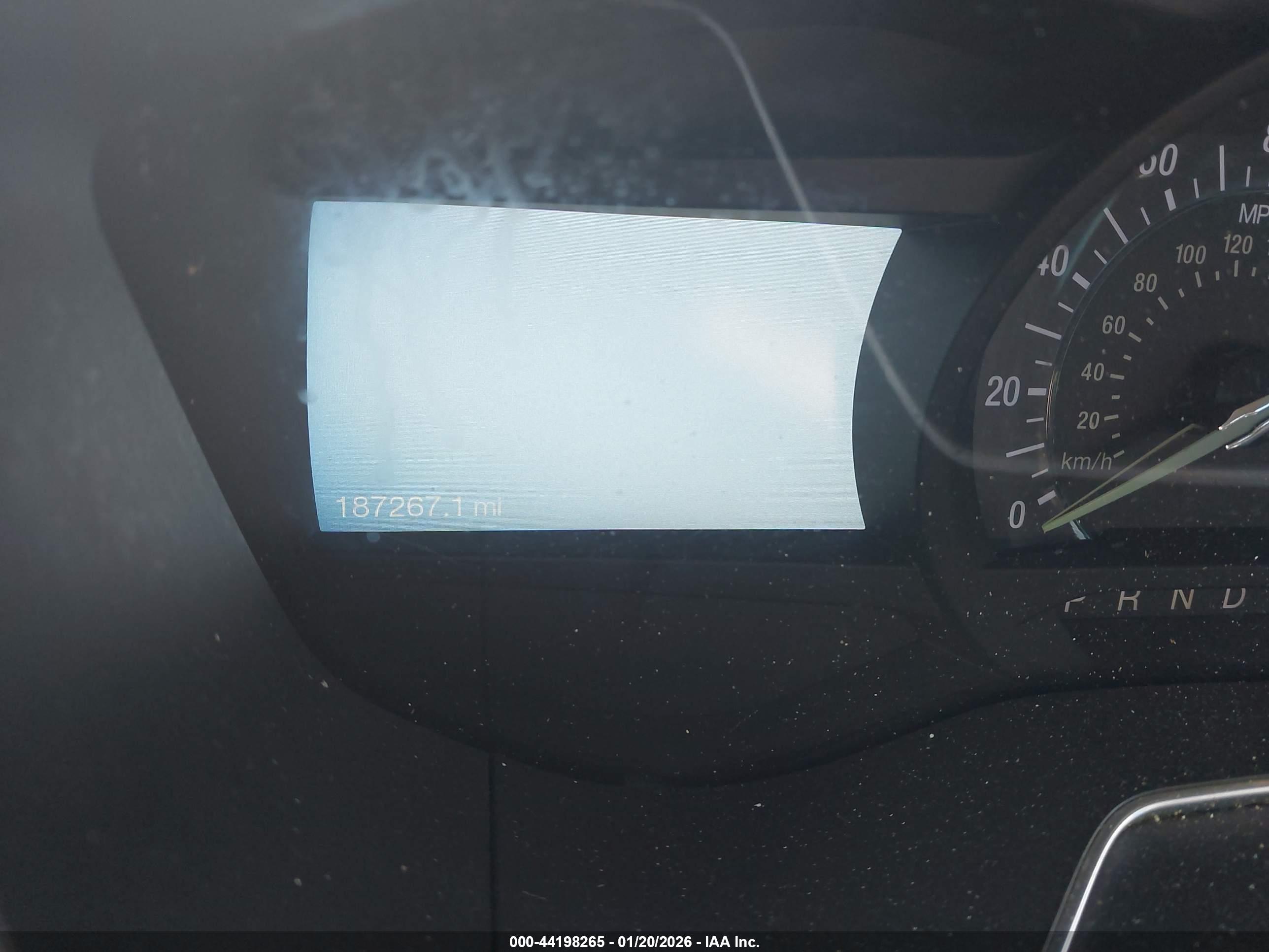 FORD FUSION image 7