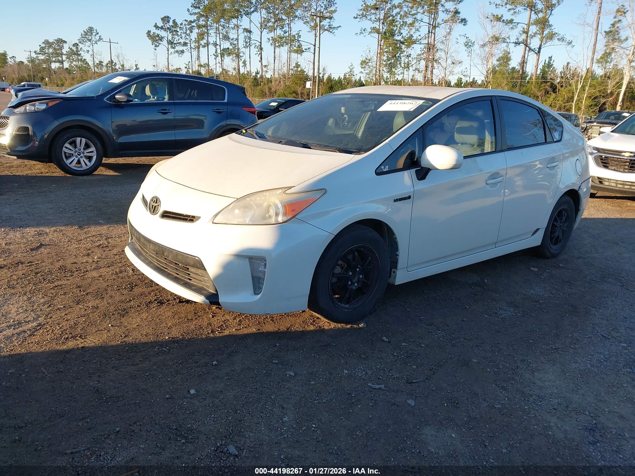 TOYOTA PRIUS image 2