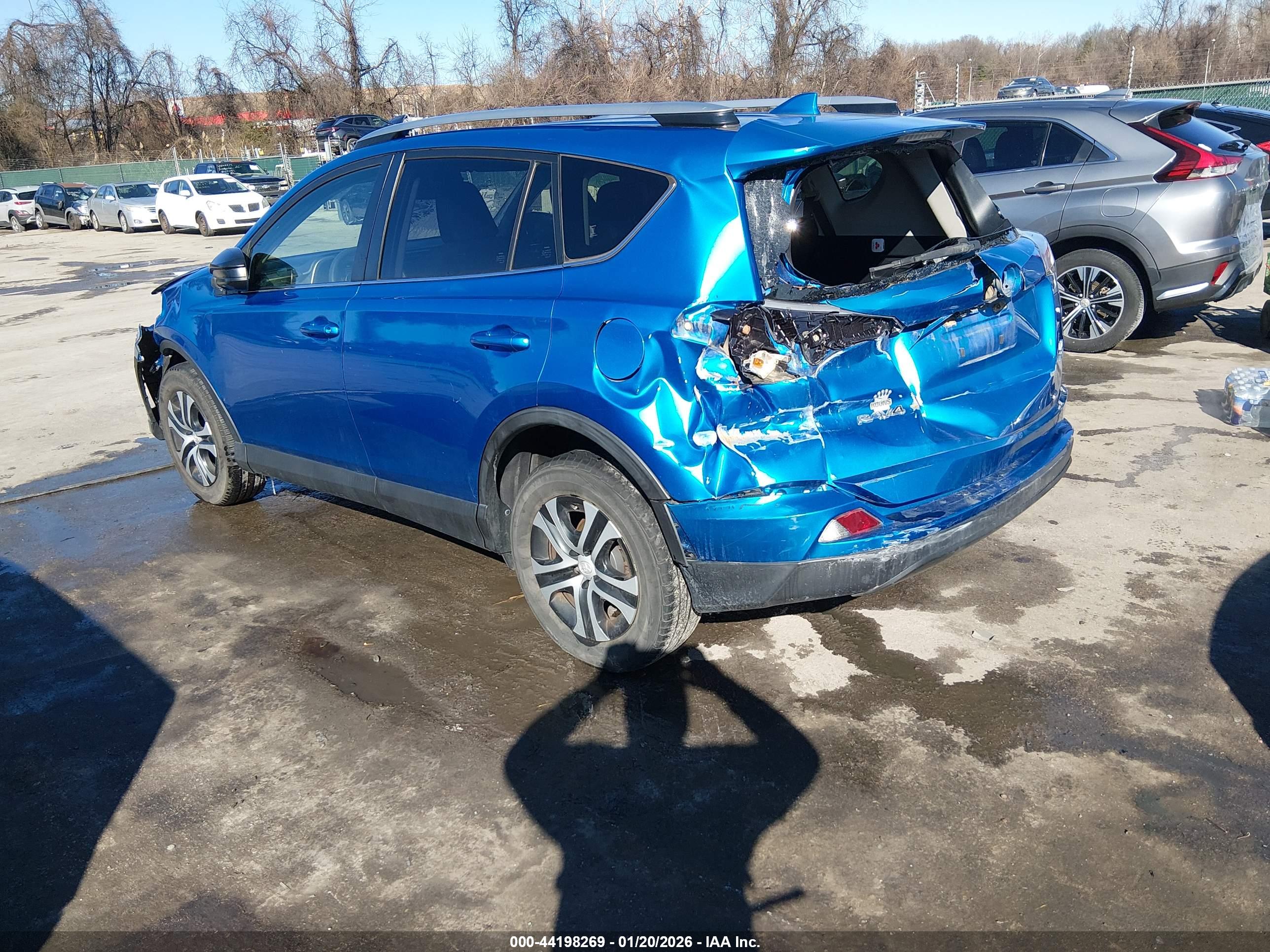 TOYOTA RAV4 image 3