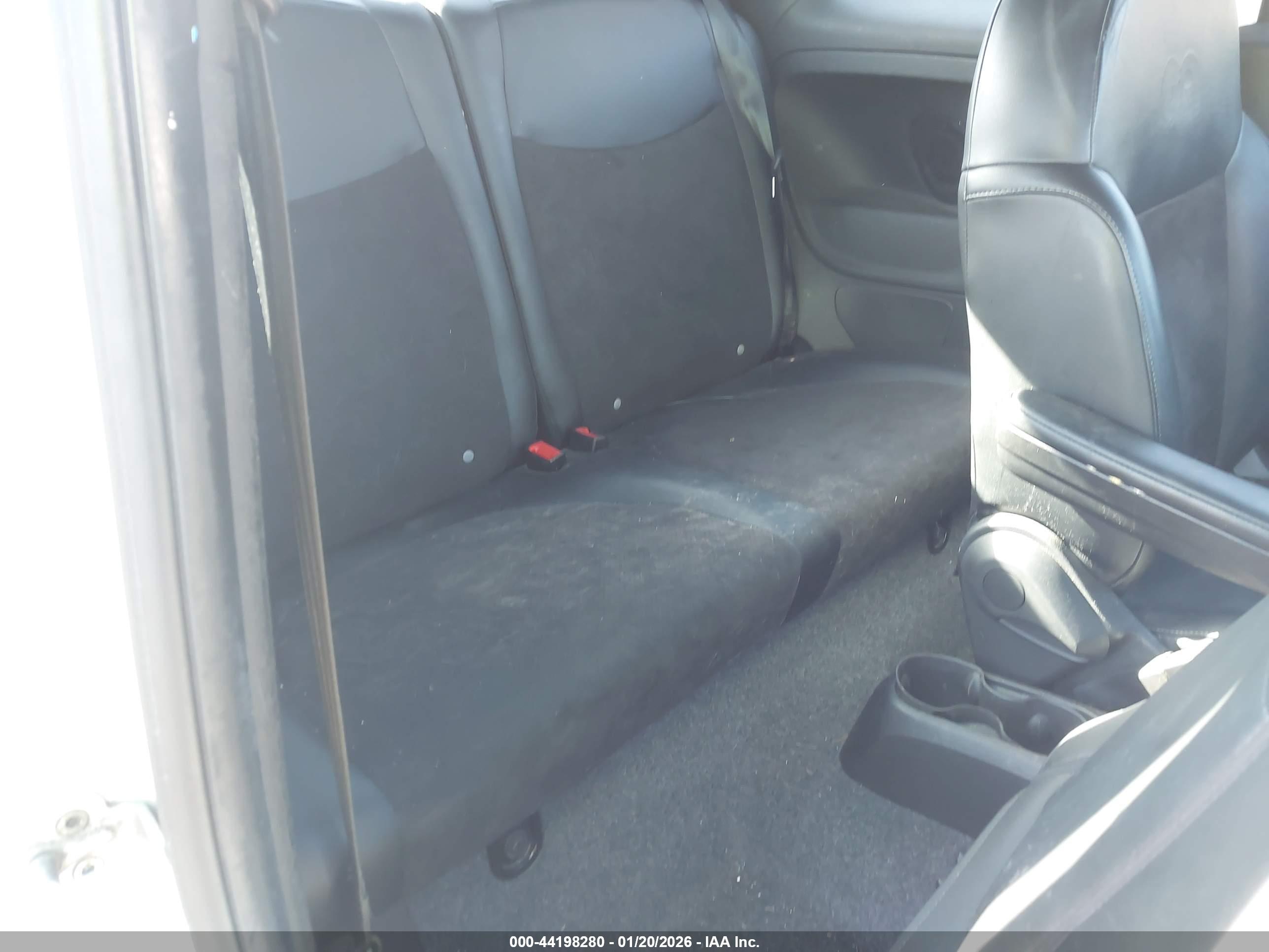 FIAT 500C image 8
