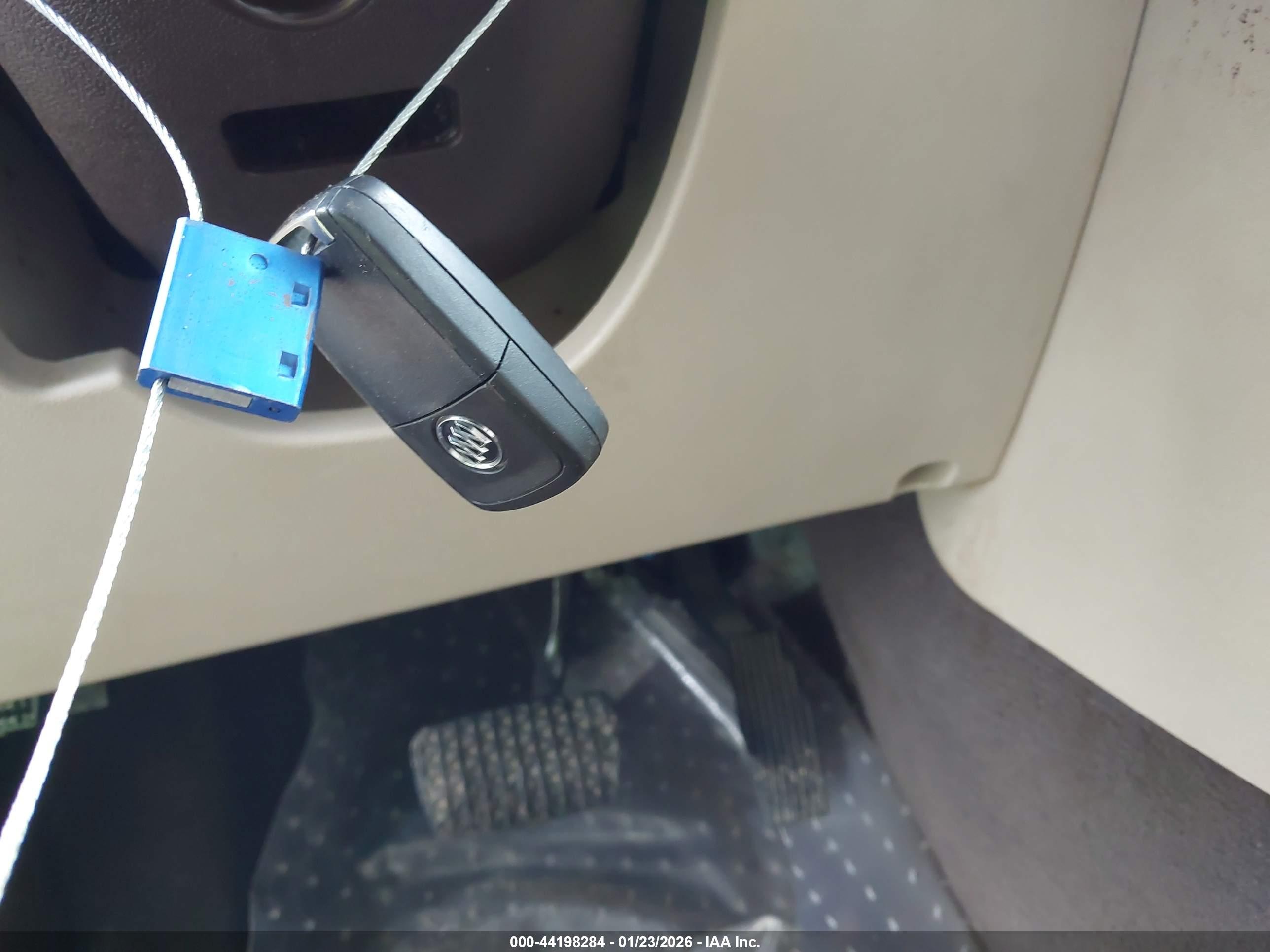BUICK LACROSSE image 11