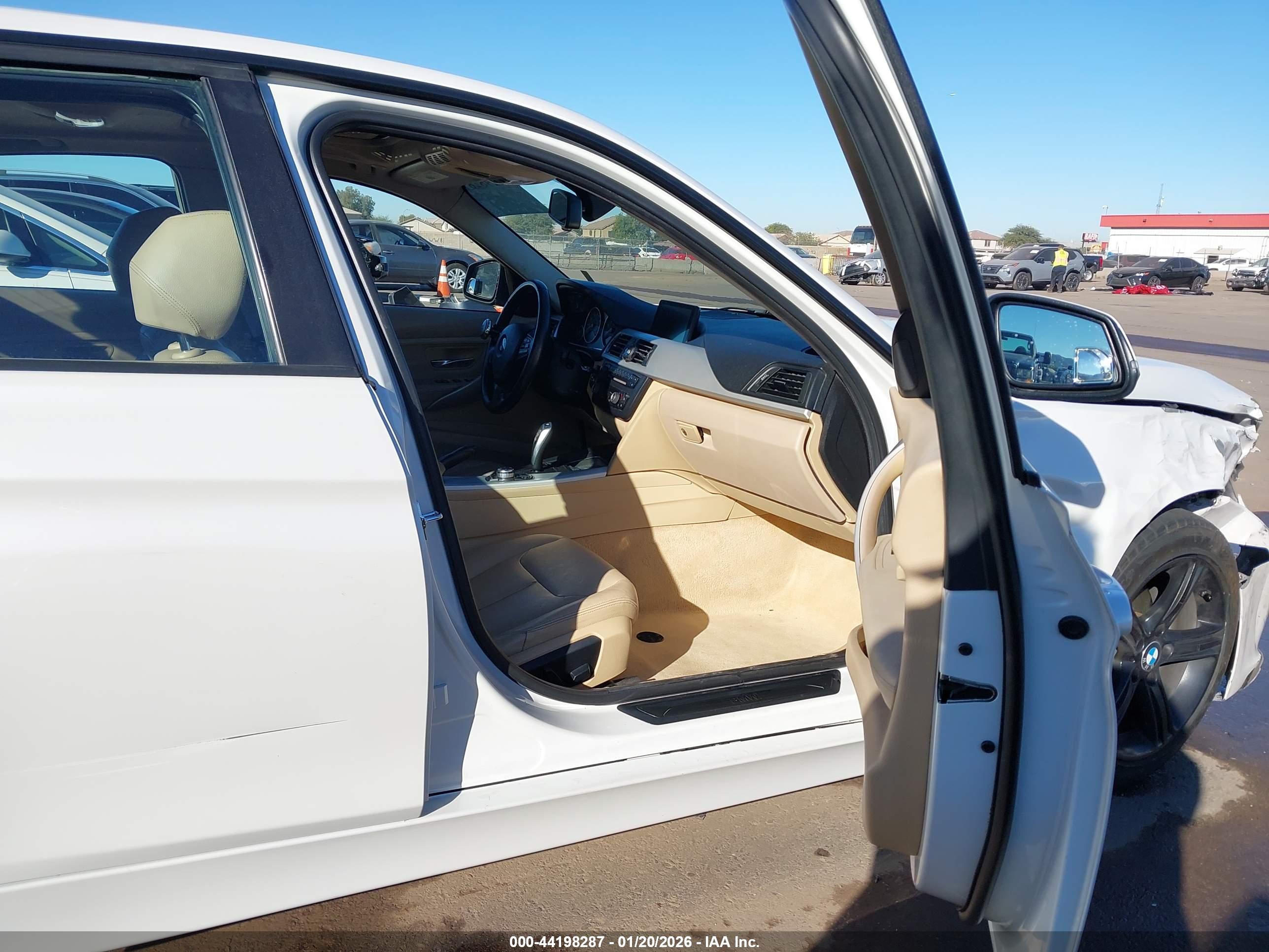 BMW 328I image 5