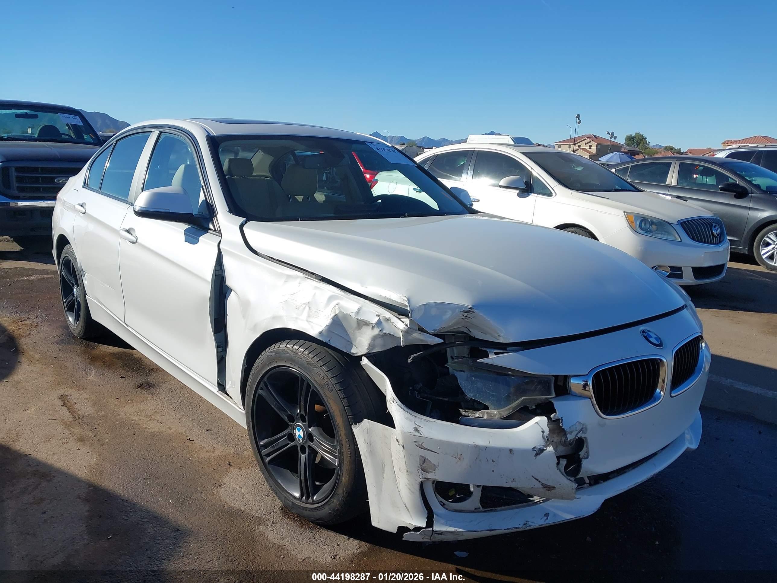 BMW 328I image 6