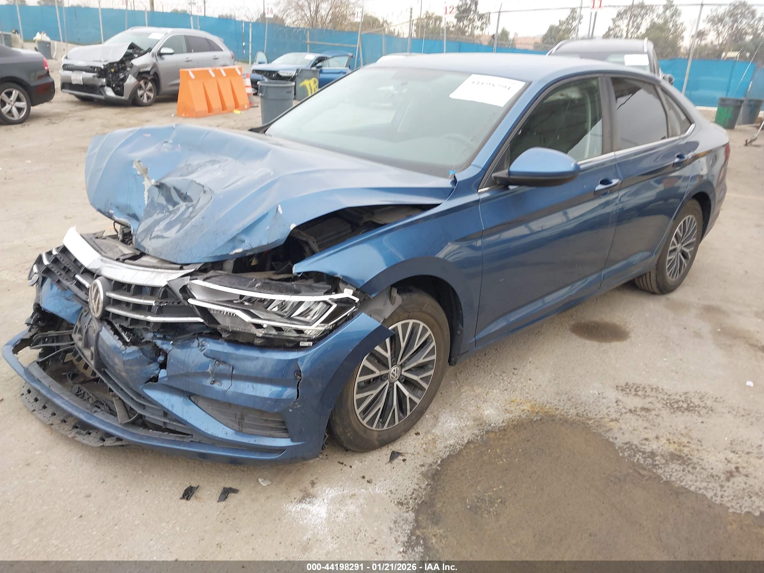 VOLKSWAGEN JETTA image 2