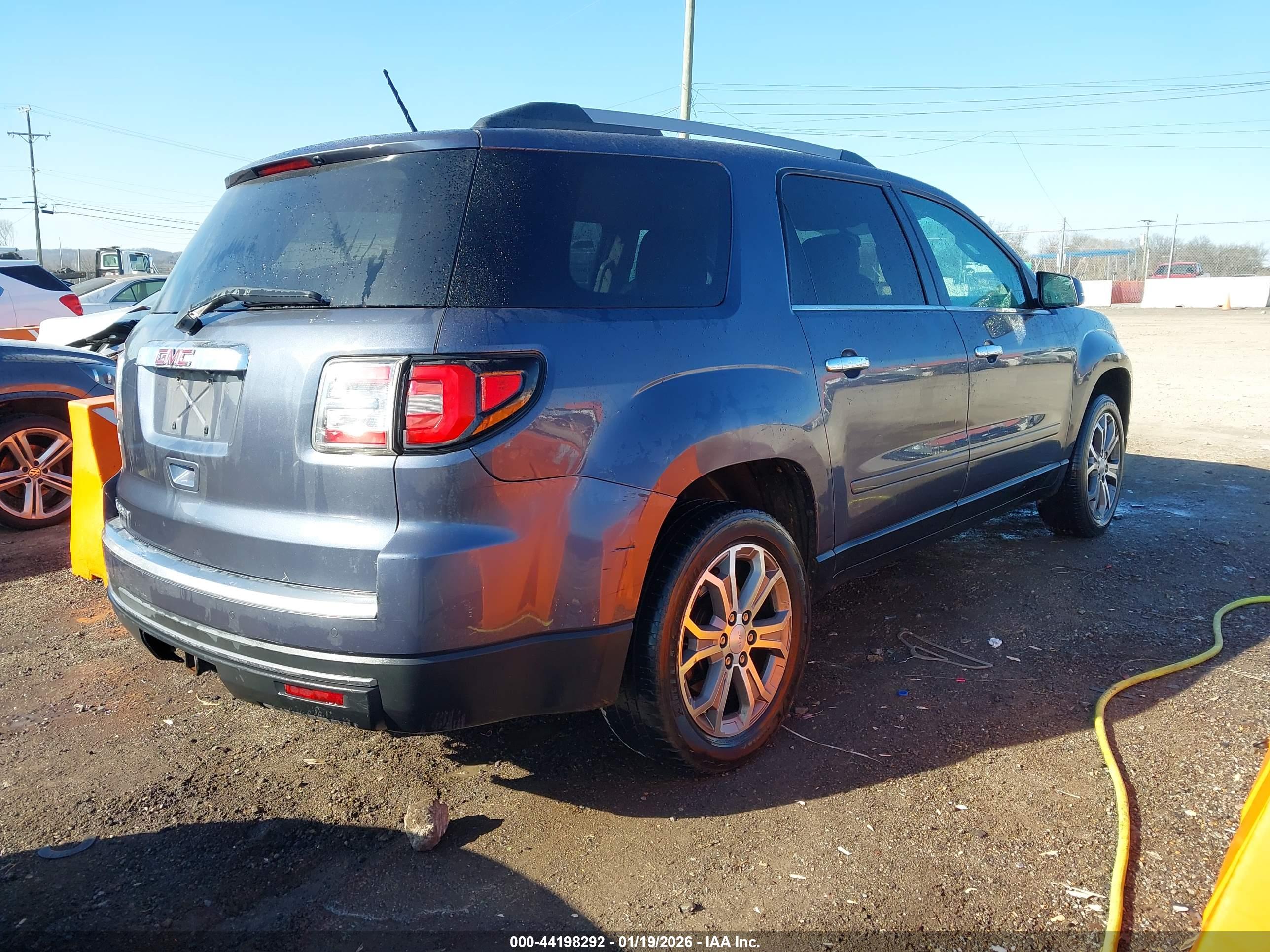 GMC ACADIA image 4