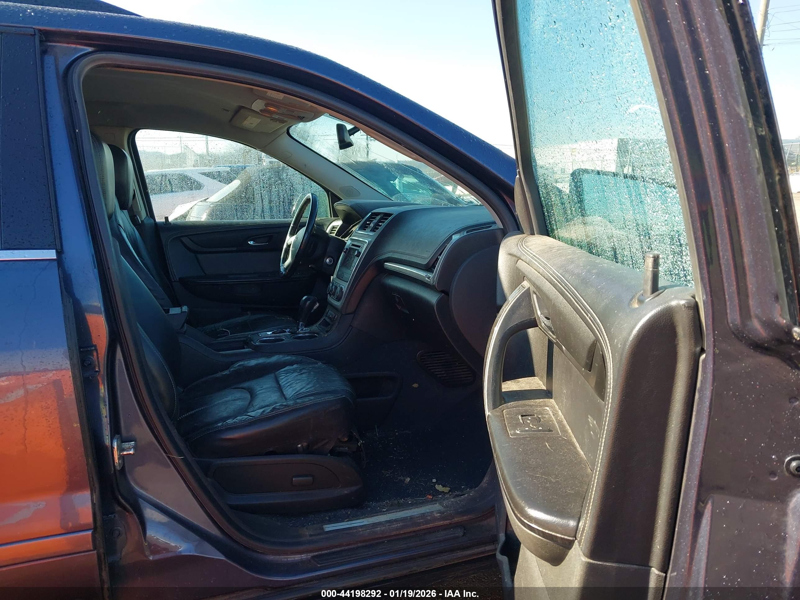GMC ACADIA image 5