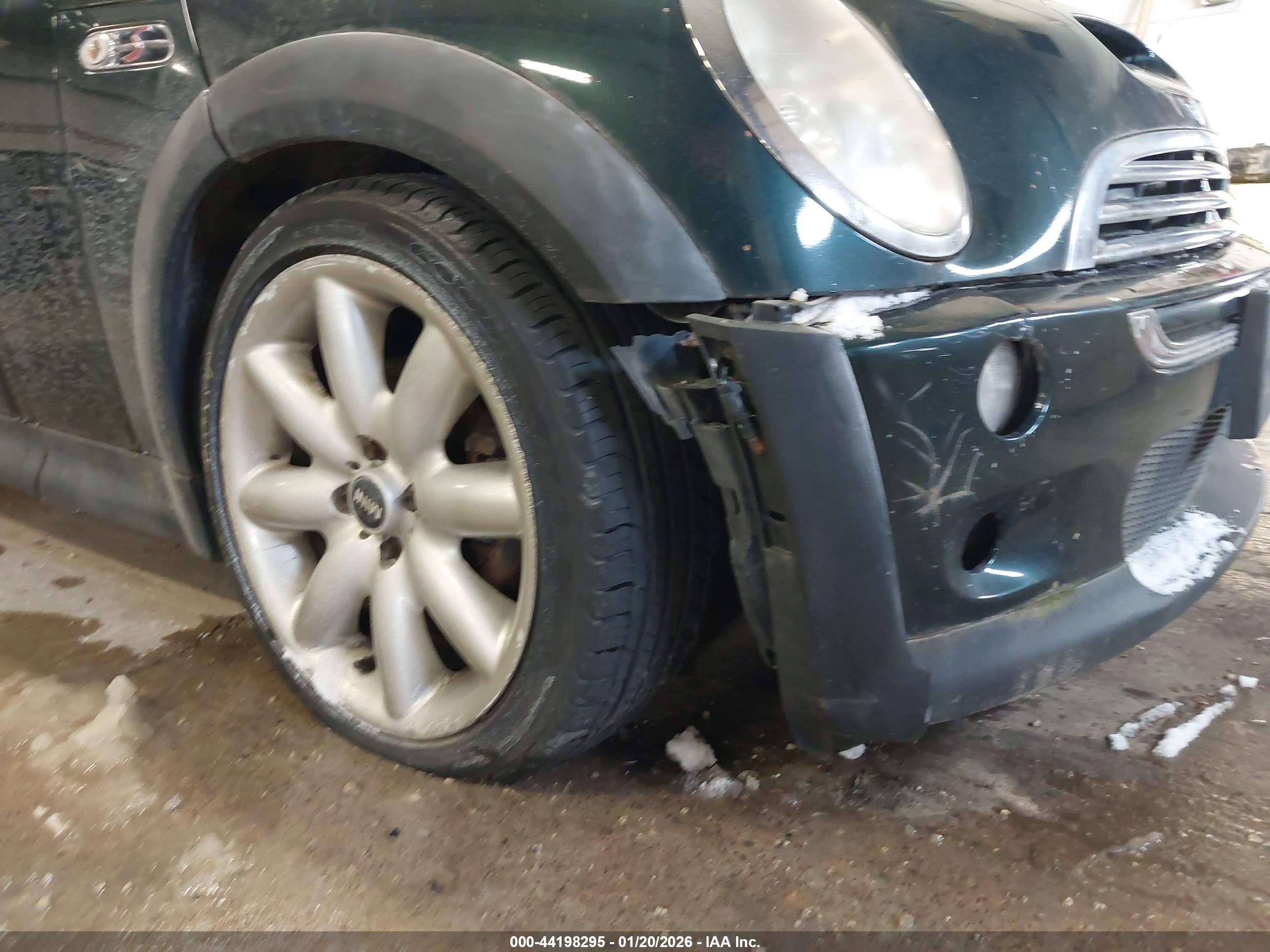 MINI COOPER image 6