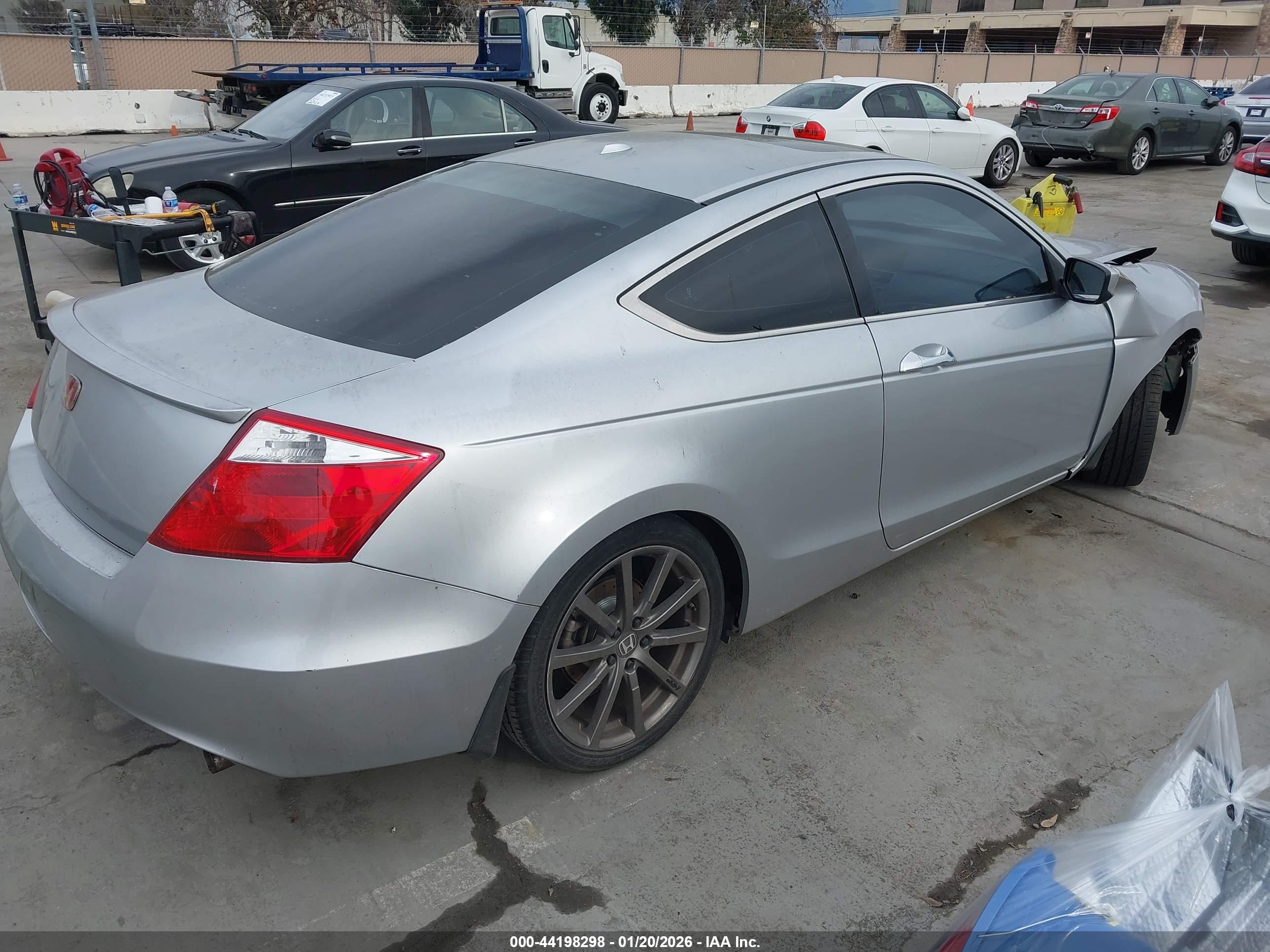 HONDA ACCORD image 4