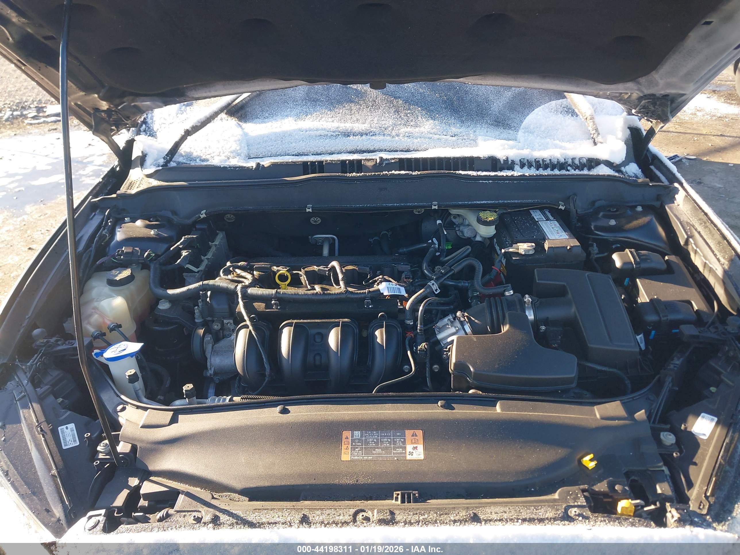 FORD FUSION image 10