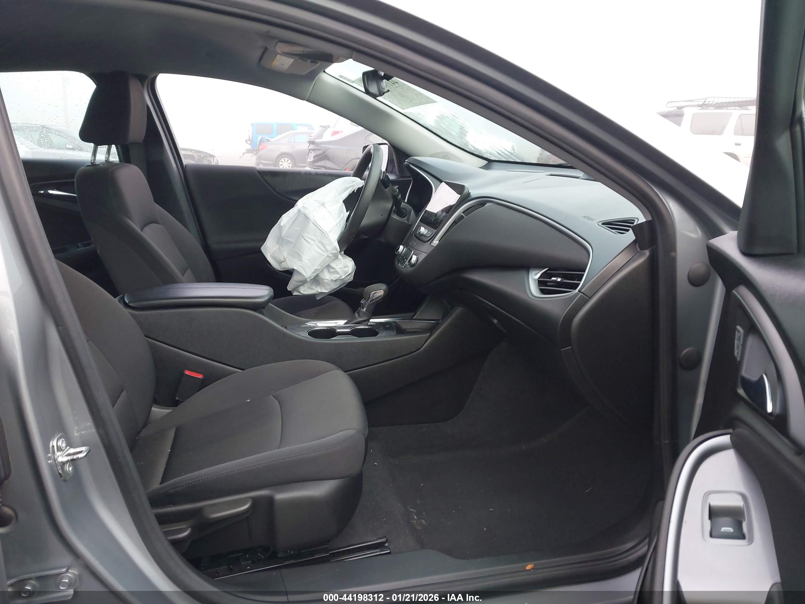 CHEVROLET MALIBU image 5