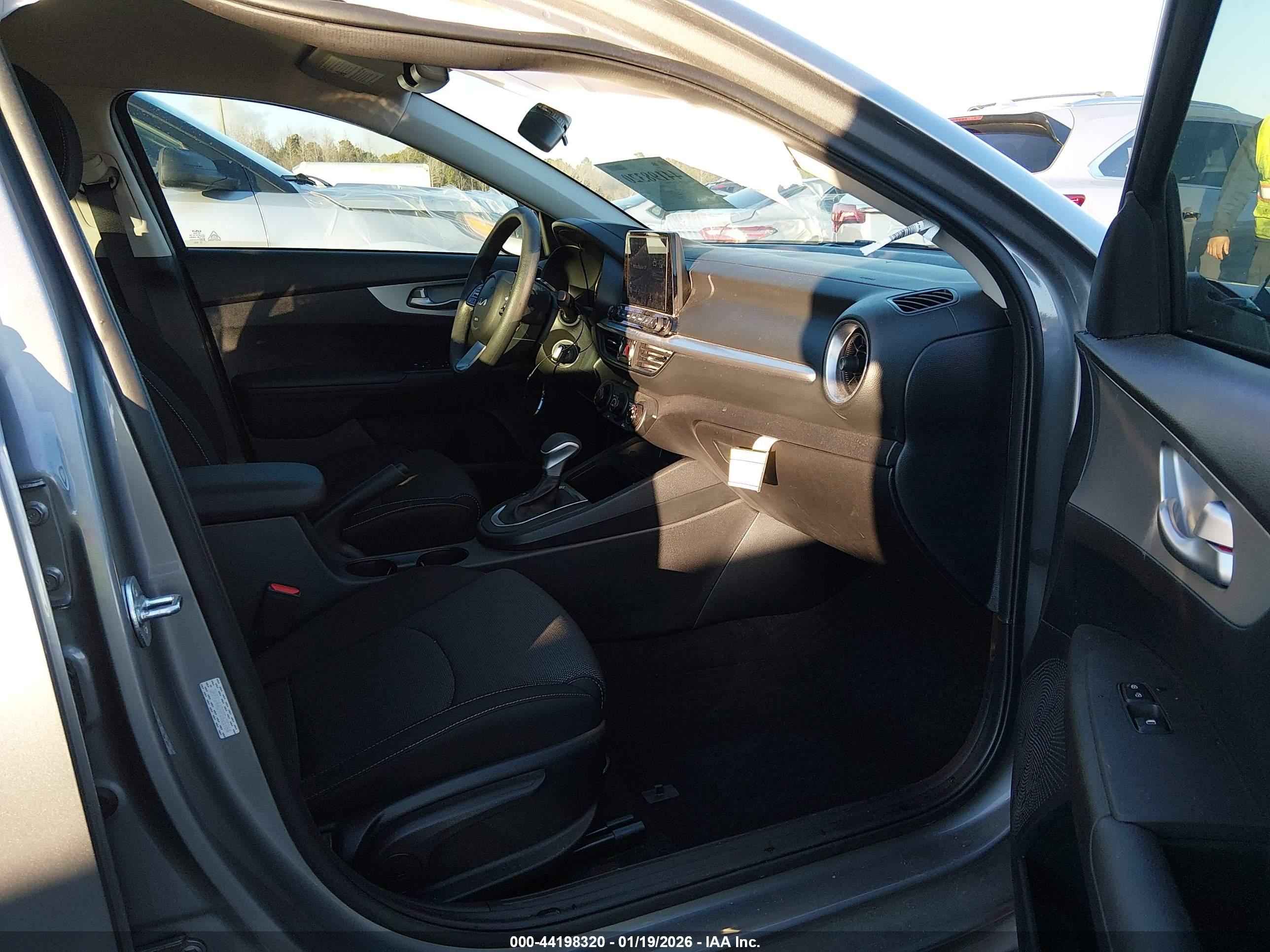 KIA FORTE image 5