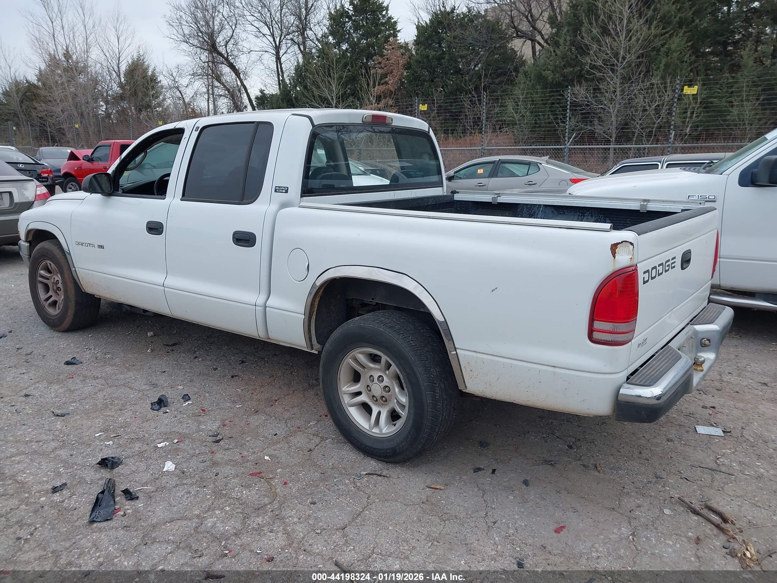 DODGE DAKOTA image 3
