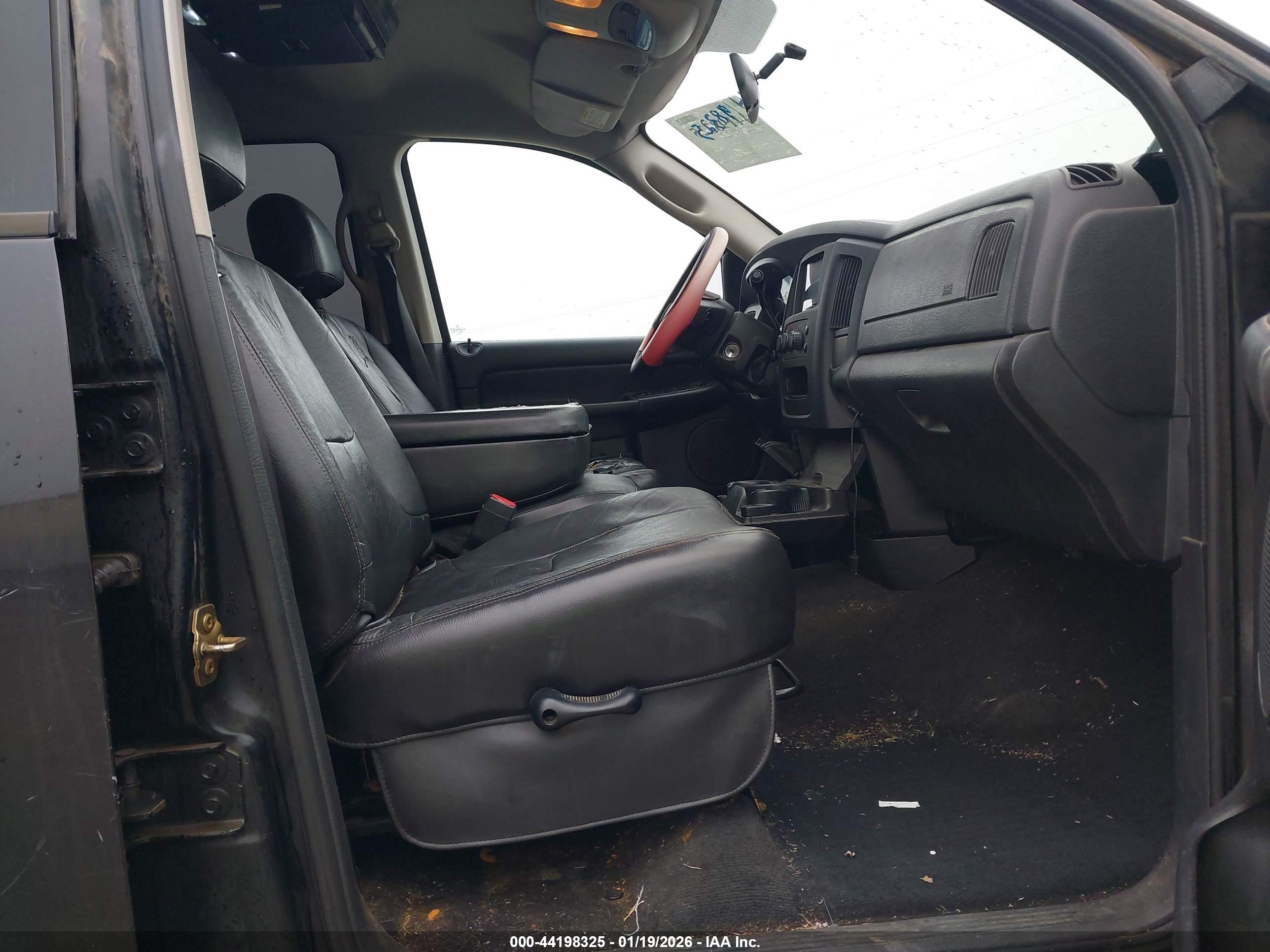 DODGE RAM image 5