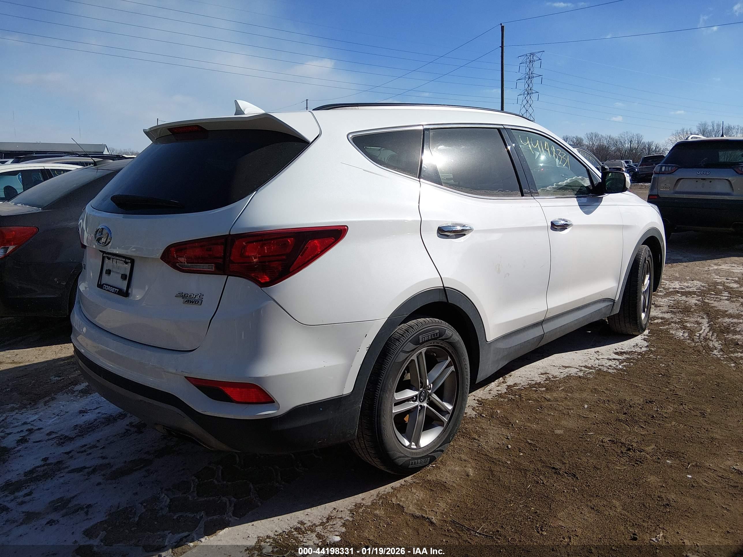 HYUNDAI SANTA image 4
