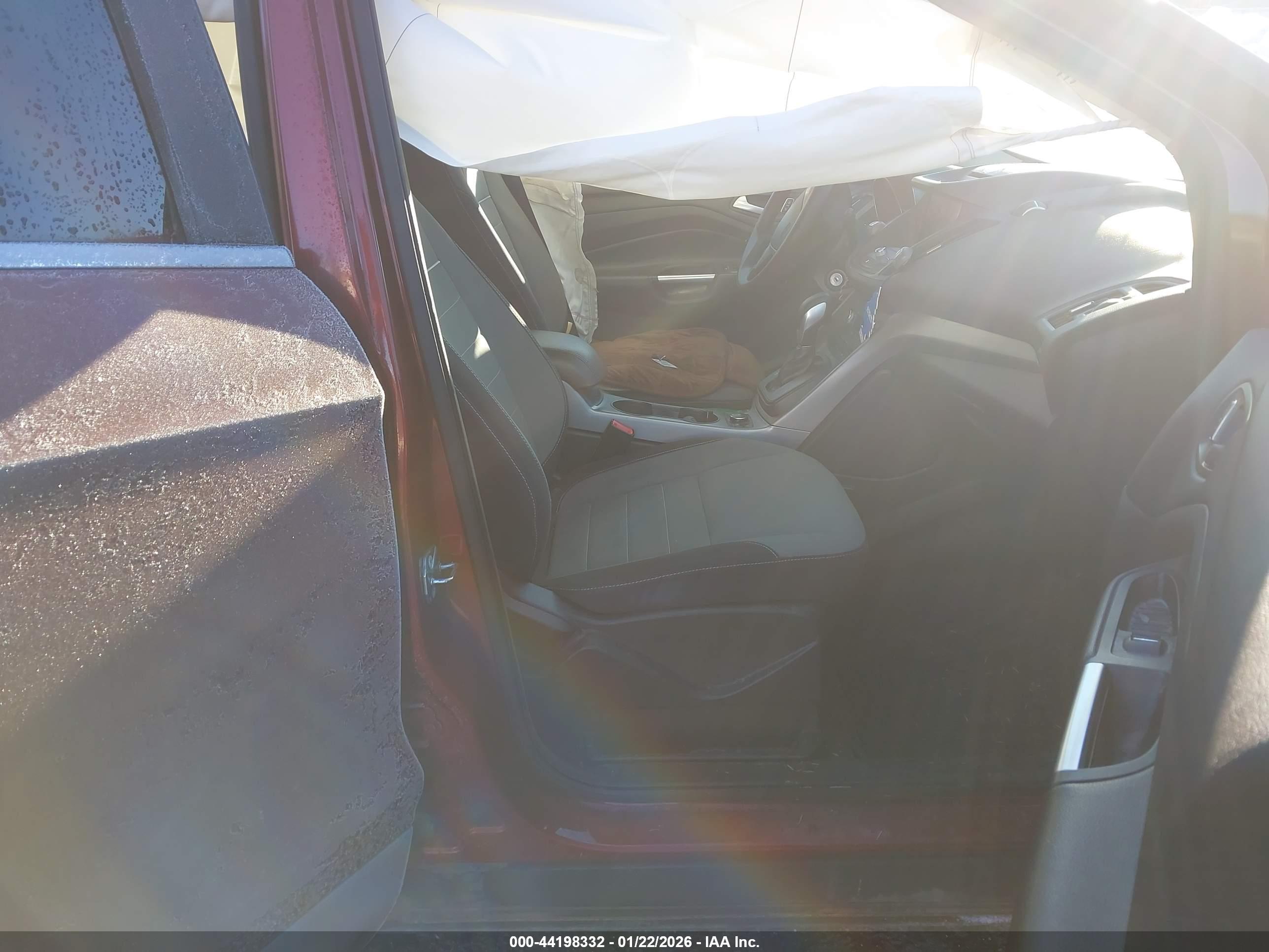 FORD ESCAPE image 5